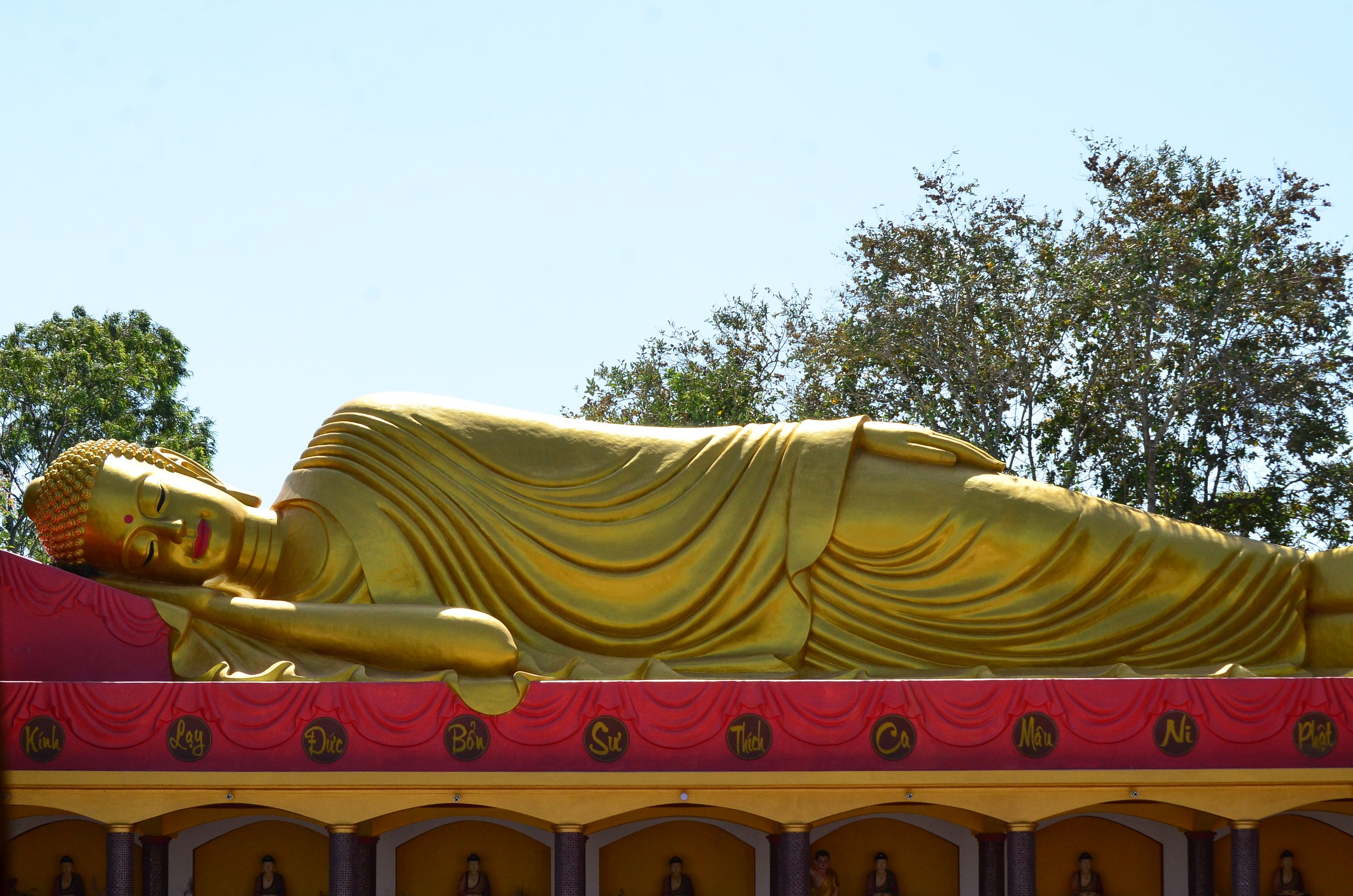 Ngôi chùa lớn nhất Cần Thơ và mái ấm cho những phận đời neo đơn - Ảnh 8.