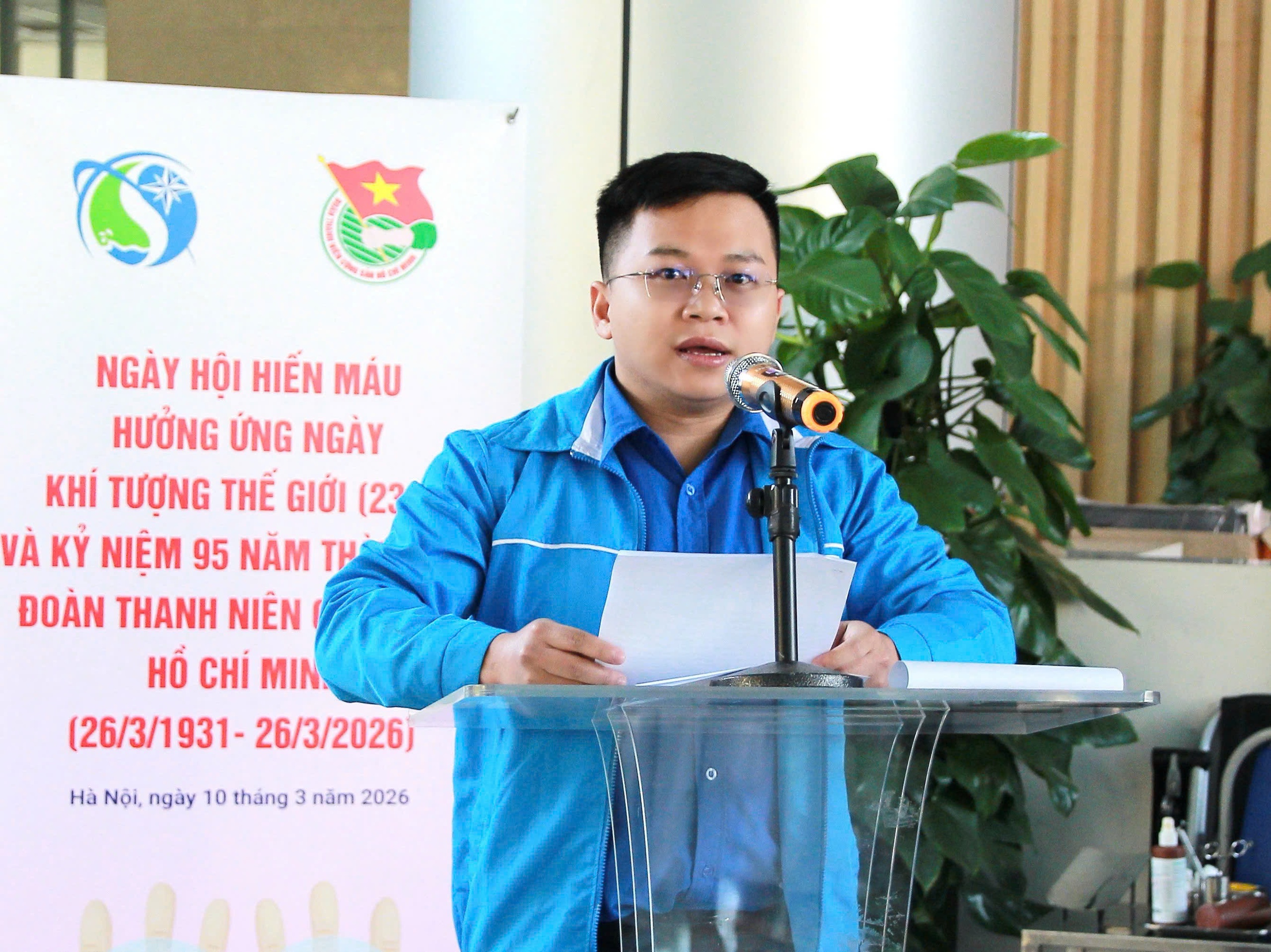 Từ dự b&aacute;o thời tiết đến hiến m&aacute;u  - Ảnh 2.