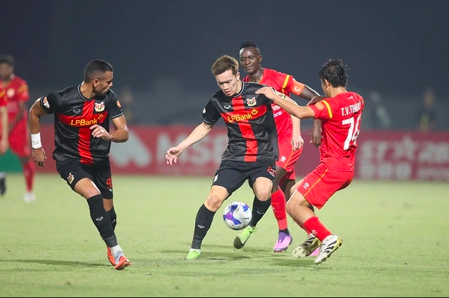 HLV Vũ Tiến Th&agrave;nh thực sự kỳ t&agrave;i nếu thắng được &ocirc;ng Polking, CLB CAHN sẽ v&ocirc; địch nếu&hellip; - Ảnh 3.