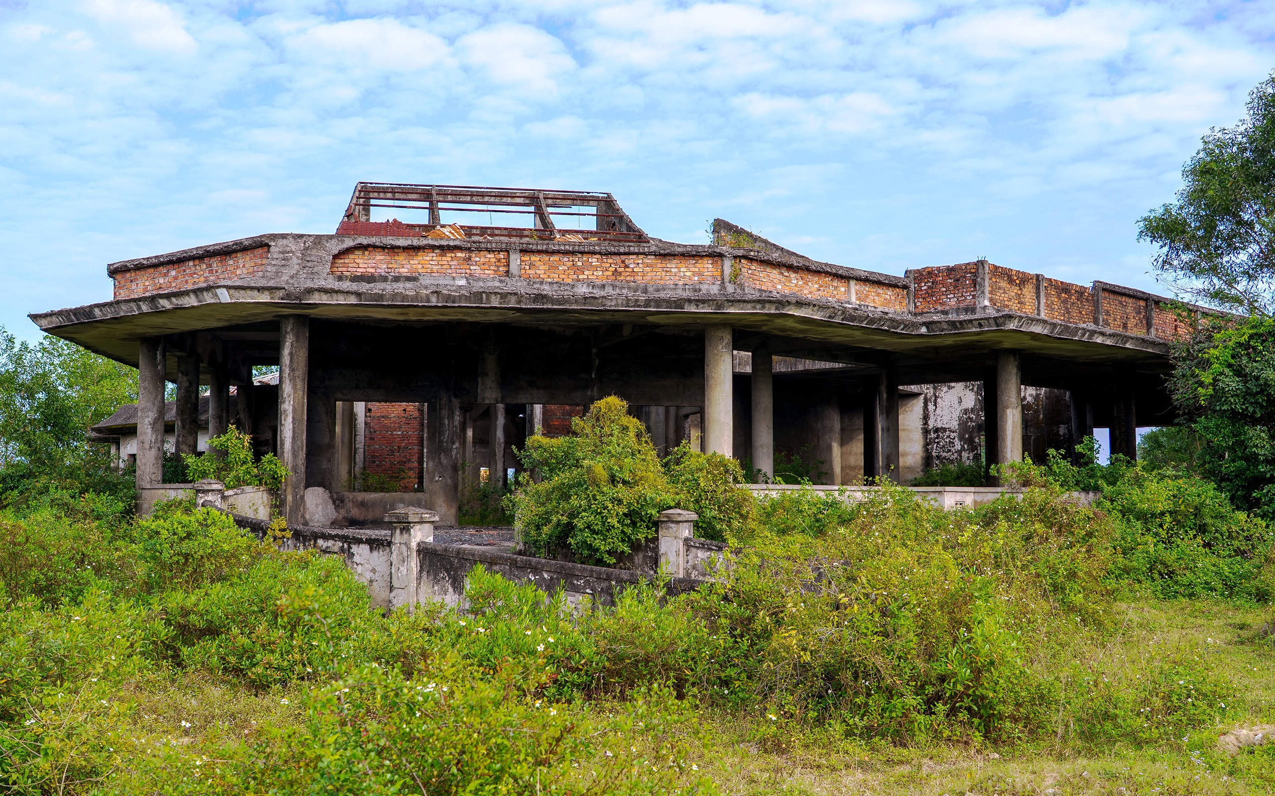 Đ&agrave; Nẵng: Cận cảnh nh&agrave; hỏa t&aacute;ng 'ma' 13 tỉ đồng bỏ hoang hơn 2 thập kỷ- Ảnh 4.