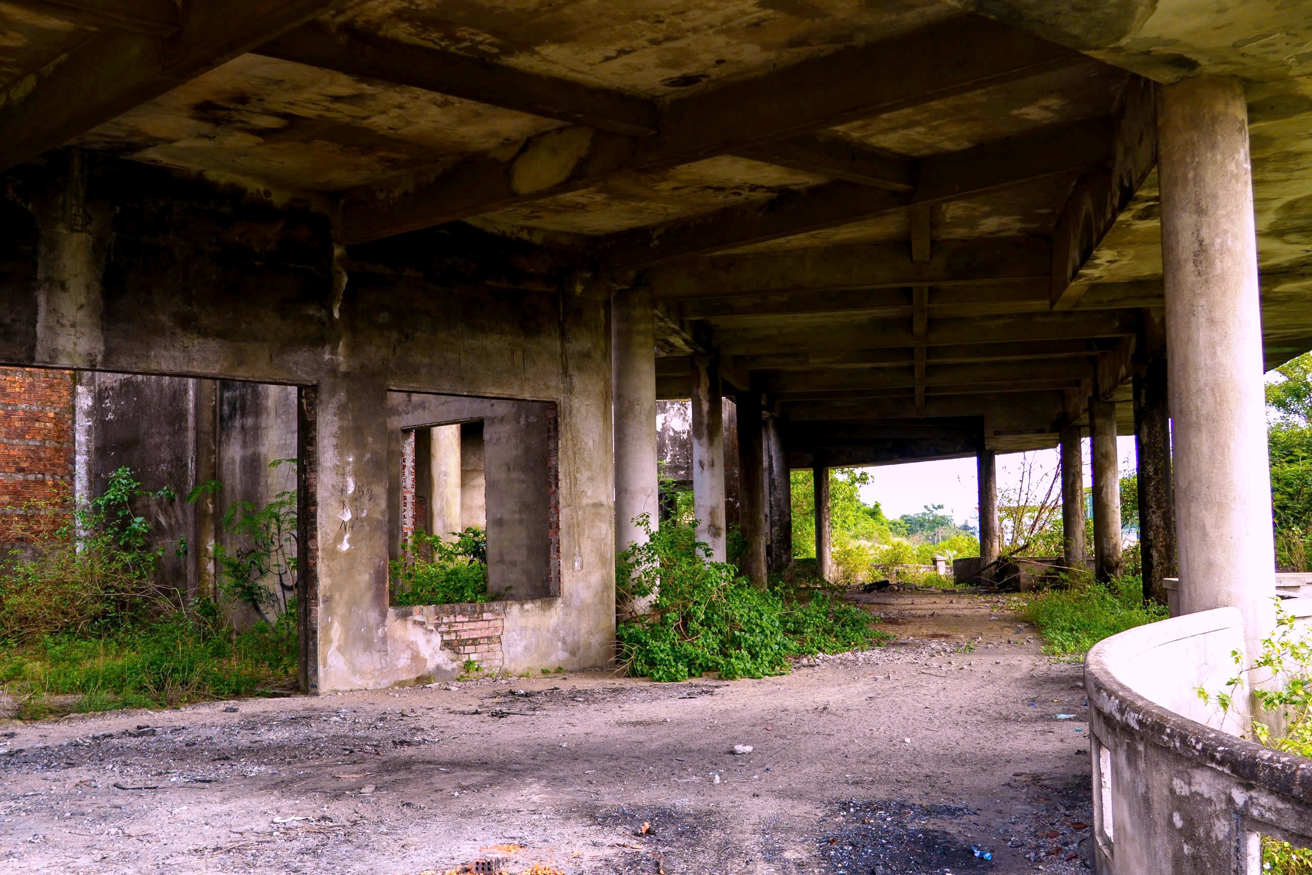 Đ&agrave; Nẵng: Cận cảnh nh&agrave; hỏa t&aacute;ng 'ma' 13 tỉ đồng bỏ hoang hơn 2 thập kỷ- Ảnh 17.