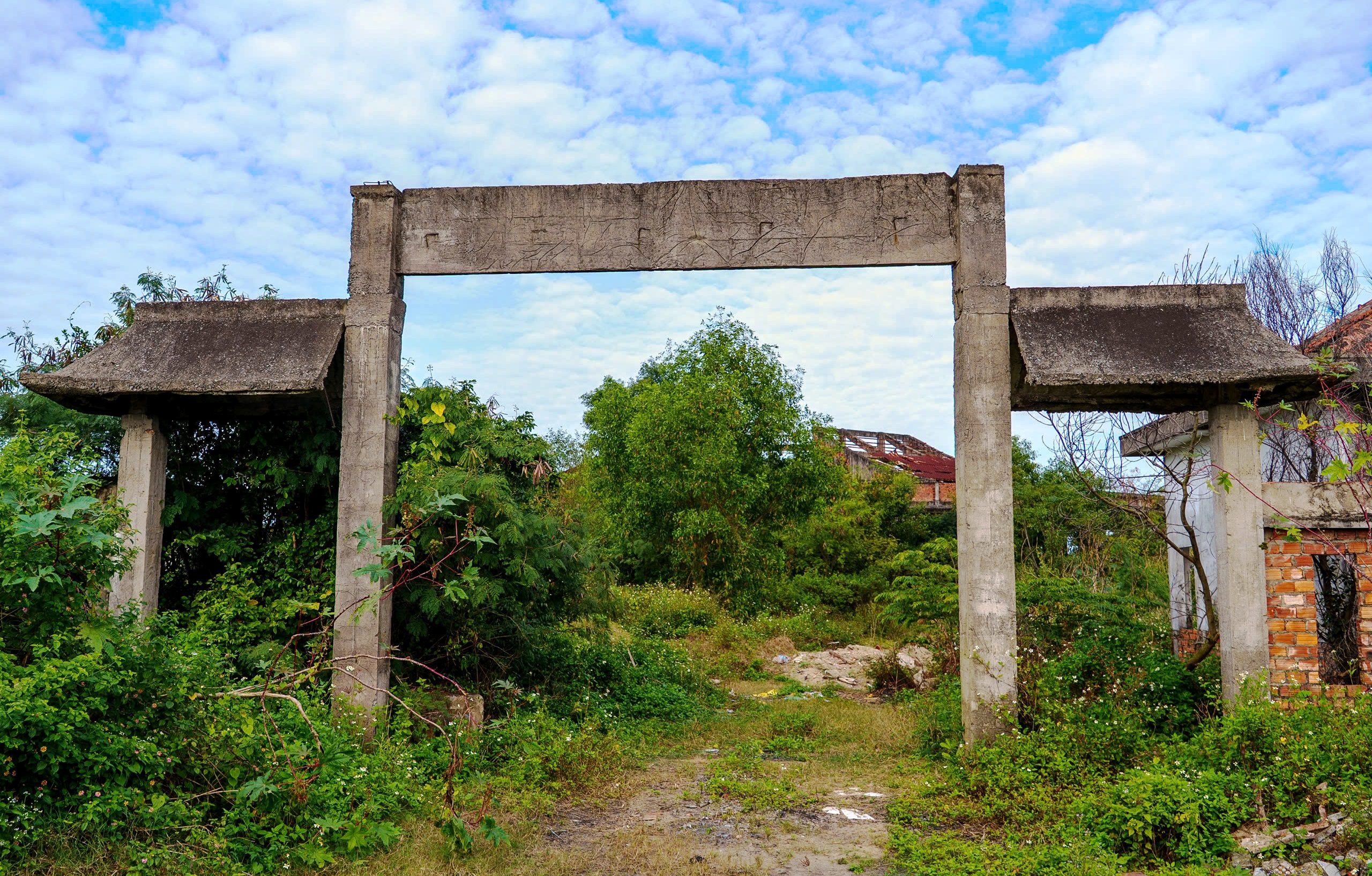 Đ&agrave; Nẵng: Cận cảnh nh&agrave; hỏa t&aacute;ng 'ma' 13 tỉ đồng bỏ hoang hơn 2 thập kỷ- Ảnh 5.