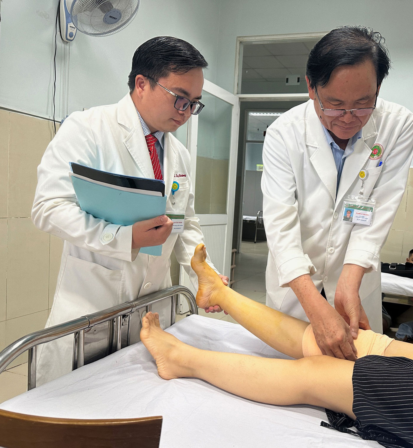 Bệnh viện Quân y 121 phát triển mạnh mẽ - Ảnh 4.