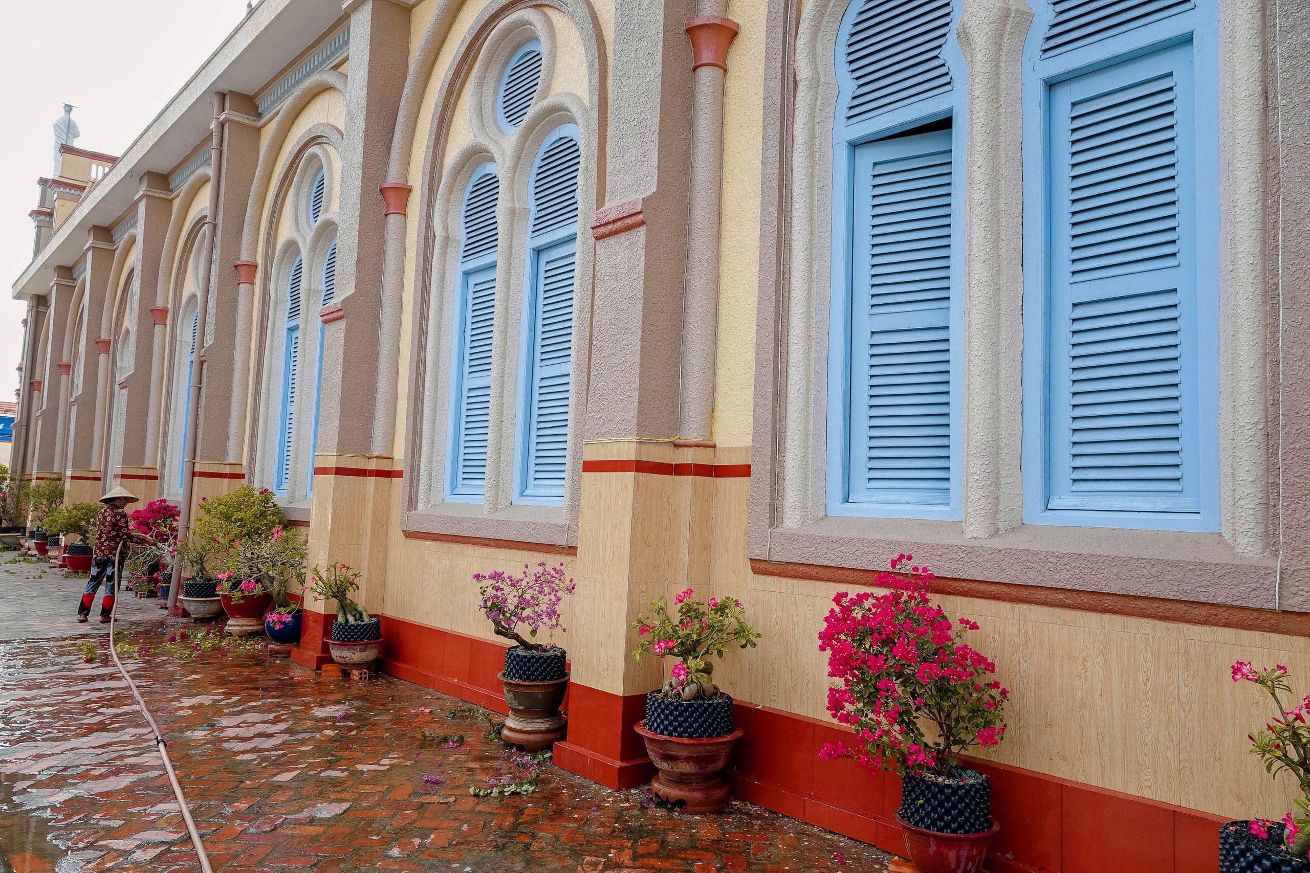 Th&aacute;nh đường C&ugrave; Lao Gi&ecirc;ng 150 năm tuổi giữa l&ograve;ng An Giang v&agrave; sức h&uacute;t cộng đồng - Ảnh 4.