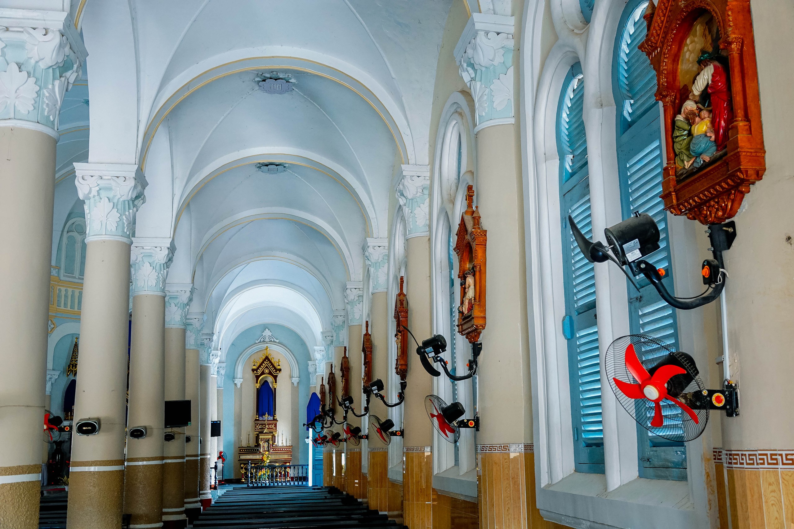 Th&aacute;nh đường C&ugrave; Lao Gi&ecirc;ng 150 năm tuổi giữa l&ograve;ng An Giang v&agrave; sức h&uacute;t cộng đồng - Ảnh 7.