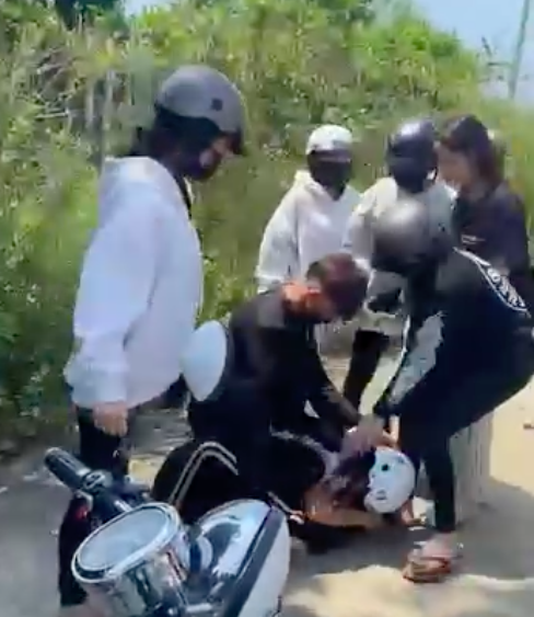 Vụ thiếu ni&ecirc;n bị đ&aacute;nh hội đồng ở Ph&uacute; Quốc: Tạm giữ h&igrave;nh sự 4 nghi phạm - Ảnh 1.