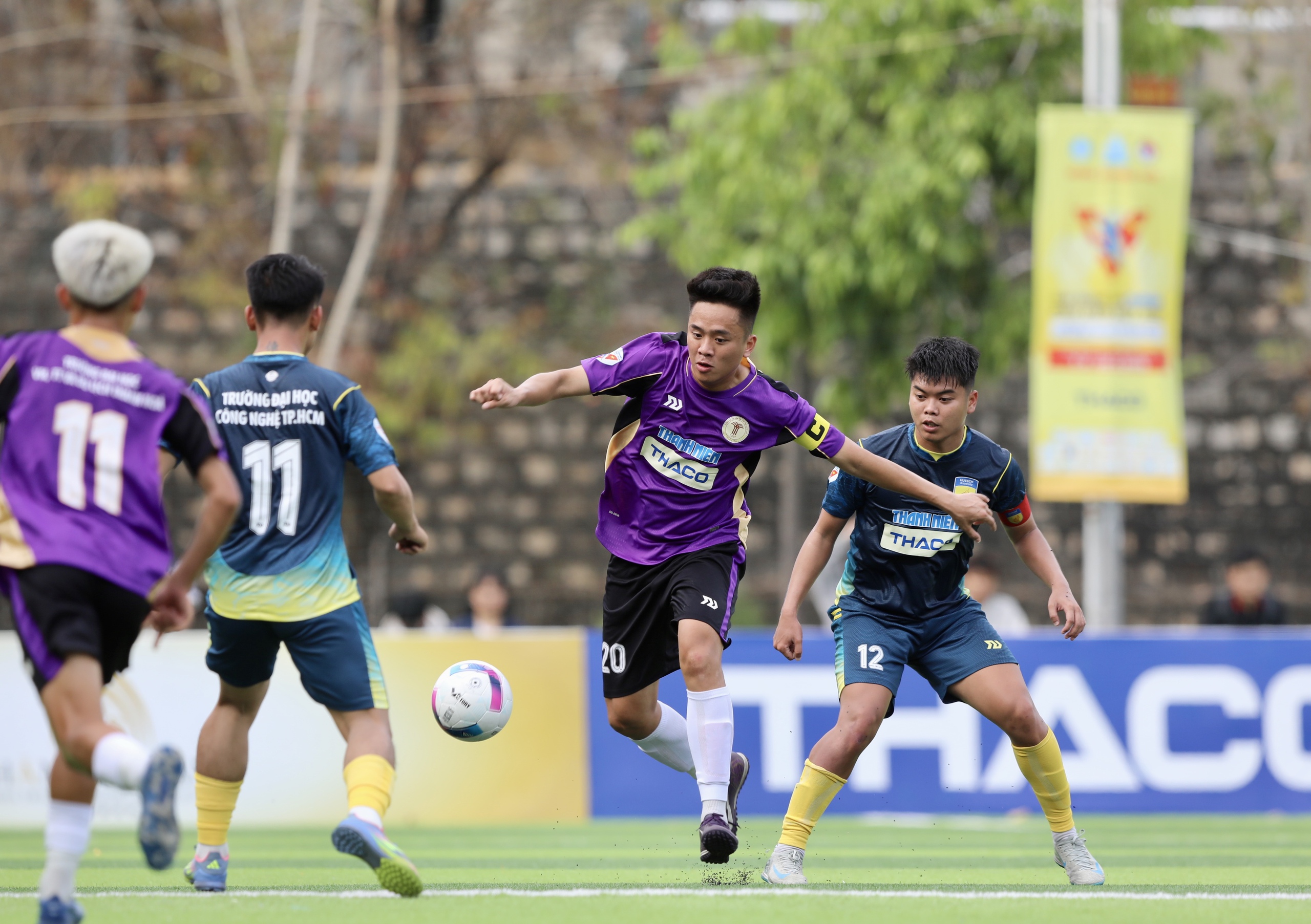 Trường ĐH Quy Nhơn - Trường ĐH VH-TT-DL Thanh H&oacute;a: Đất v&otilde; kh&aacute;t điểm - Ảnh 2.