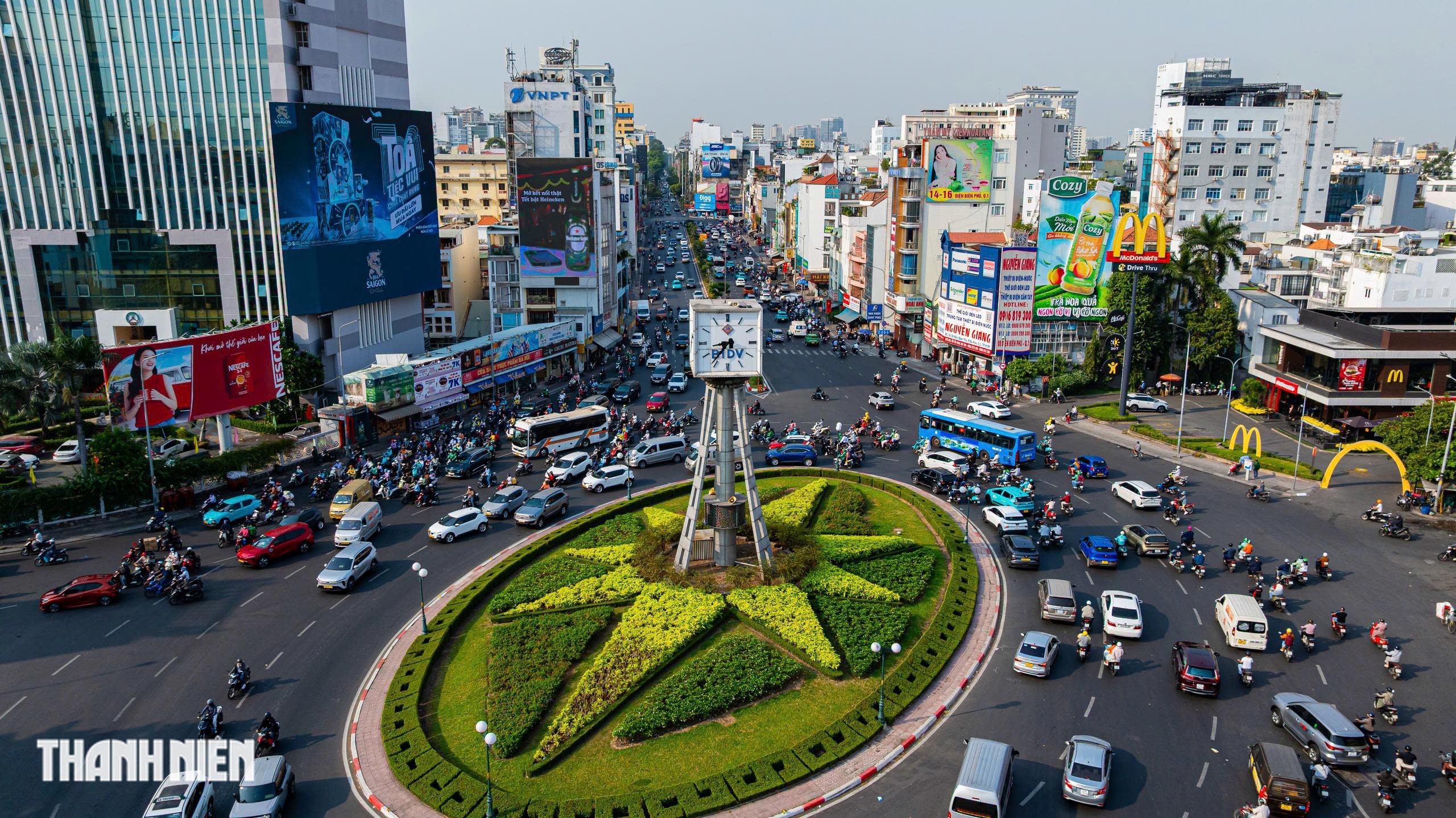TP.HCM t&iacute;nh th&aacute;o dỡ v&ograve;ng xoay Điện Bi&ecirc;n Phủ, điểm n&oacute;ng kẹt xe giờ cao điểm- Ảnh 6.