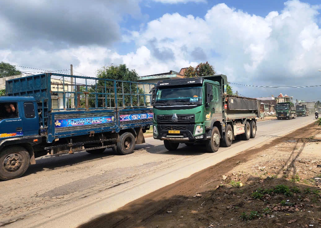 Đà Nẵng tạm dừng hoạt động một số loại xe tải trong ngày tổ chức bầu cử - Ảnh 1.