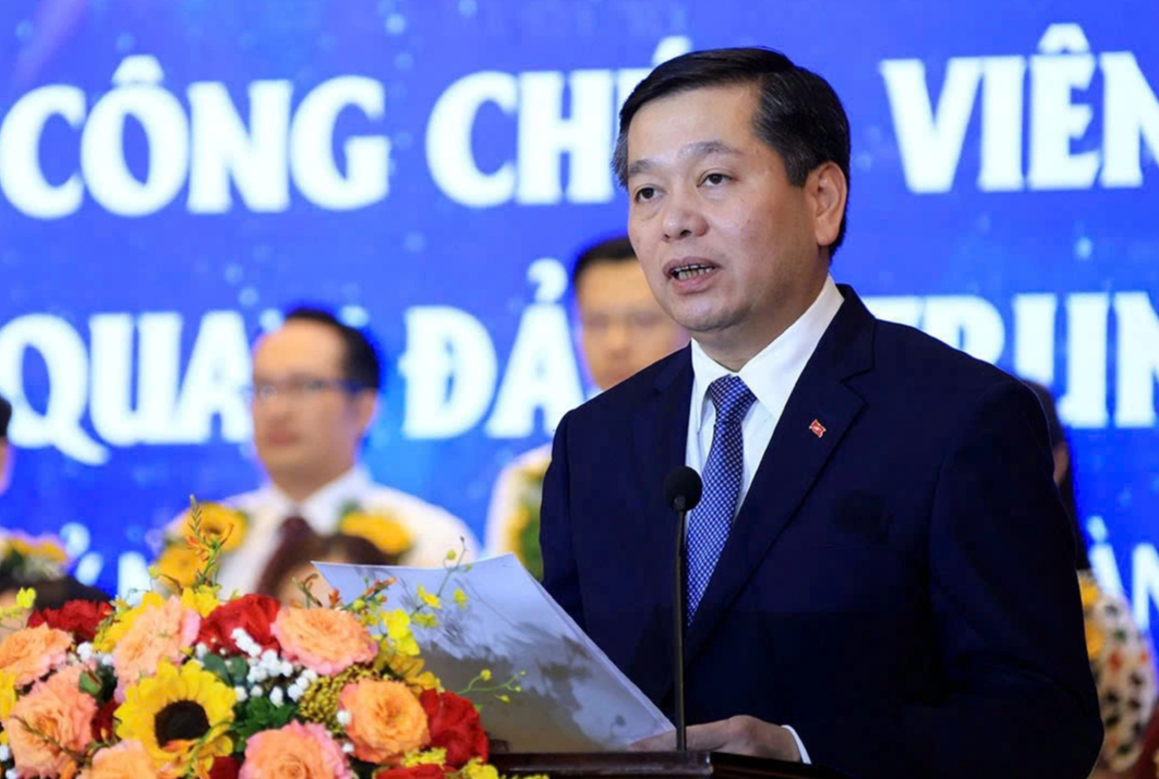 Th&aacute;ng Thanh ni&ecirc;n: Tuy&ecirc;n dương 40 c&aacute;n bộ, c&ocirc;ng chức, vi&ecirc;n chức trẻ ti&ecirc;u biểu- Ảnh 3.