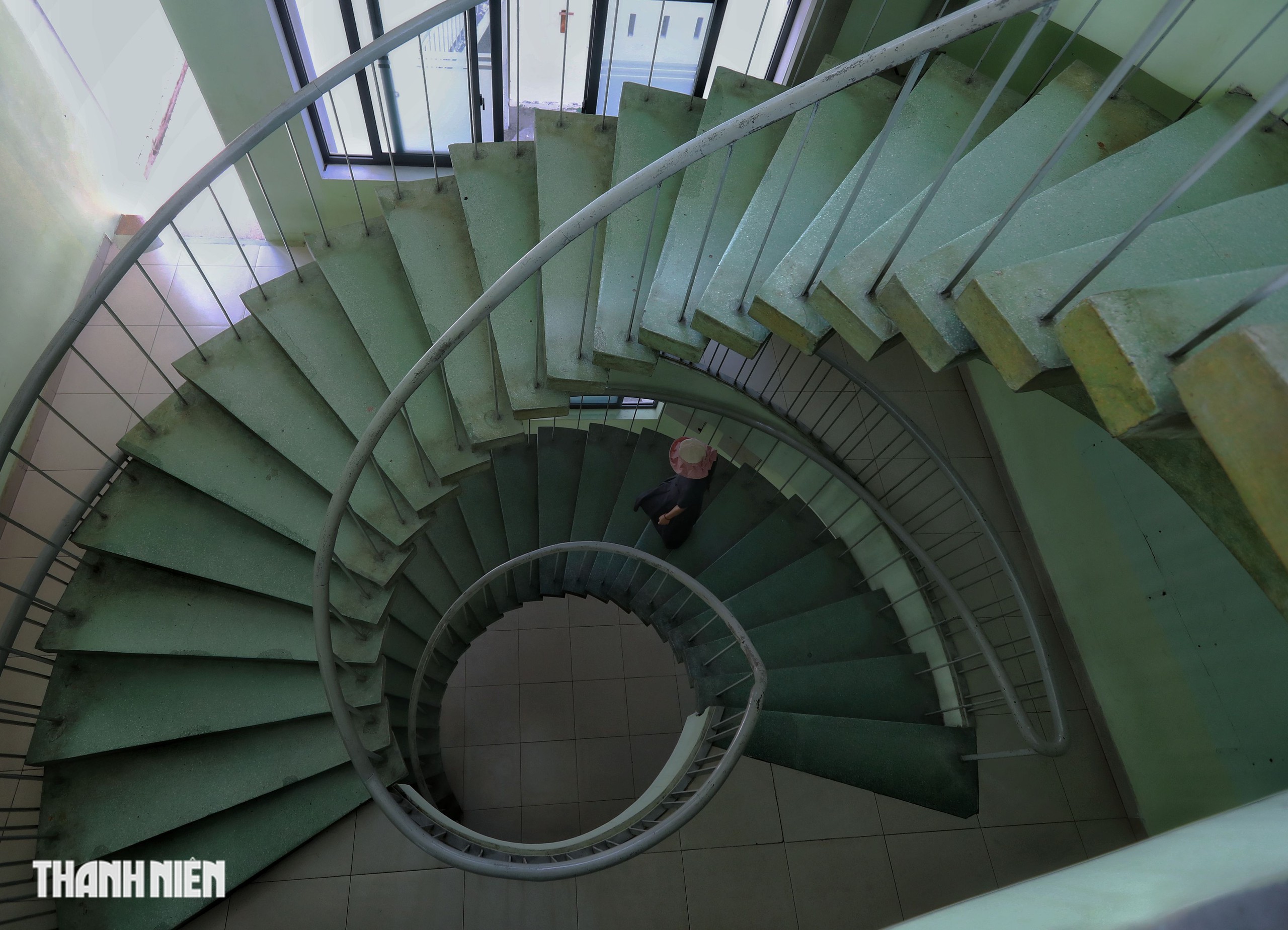 B&ecirc;n trong khu&ocirc;n vi&ecirc;n hơn 14 ha của Trường ĐH B&aacute;ch khoa TP.HCM - Ảnh 17.