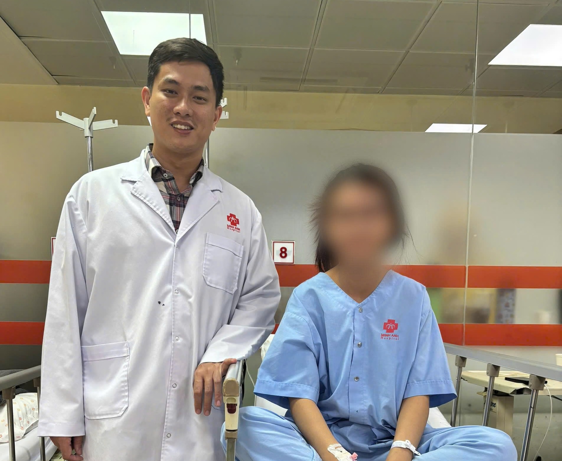 Nữ sinh viên 22 tuổi và 5 năm chiến đấu suy thận: Suýt chạy thận suốt đời - Ảnh 1.