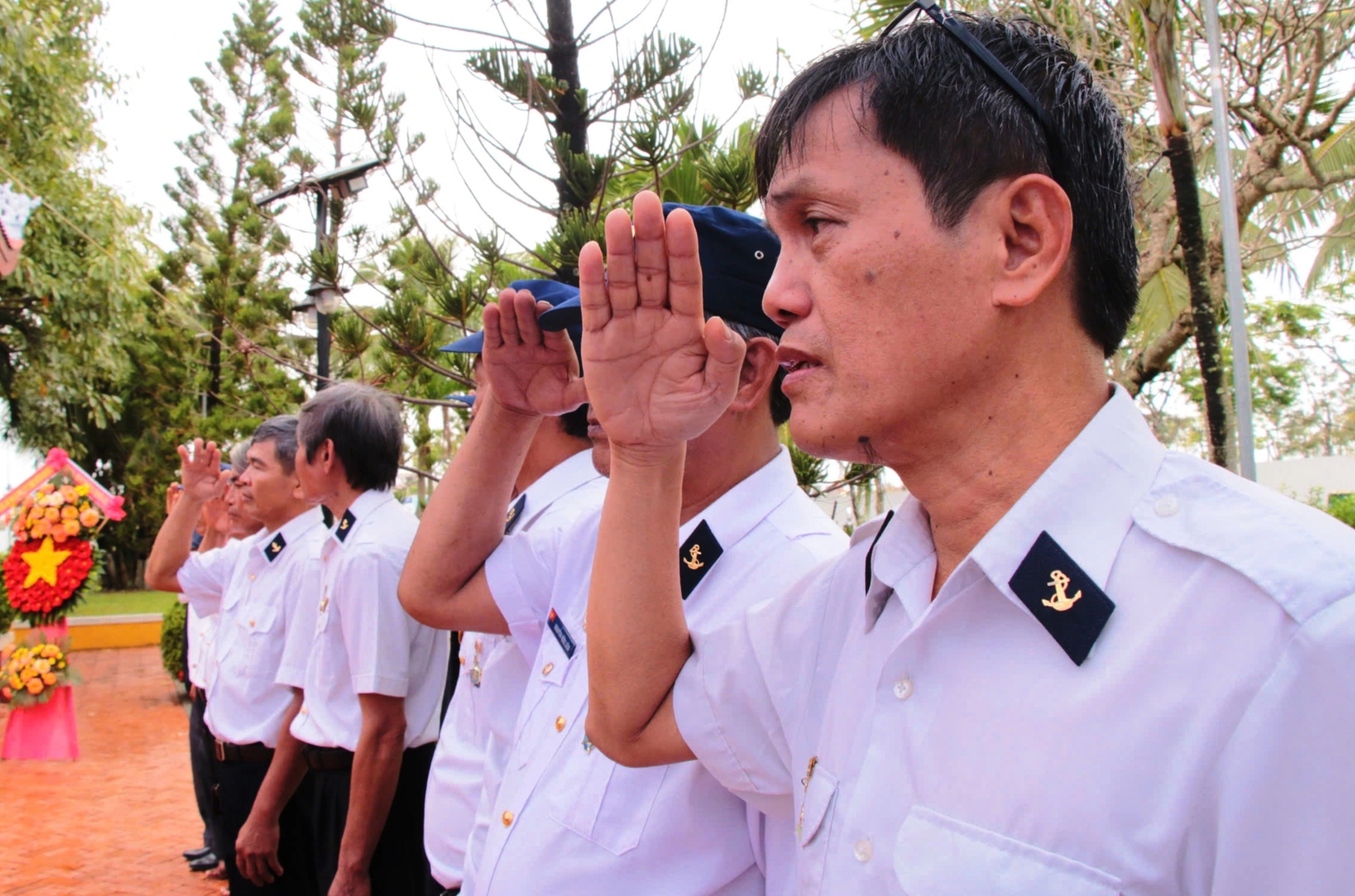  Những cuộc trở về lặng lẽ- Ảnh 8.