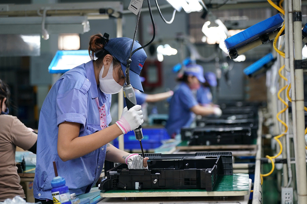 Tăng sức chống chịu cho nền kinh tế- Ảnh 2.