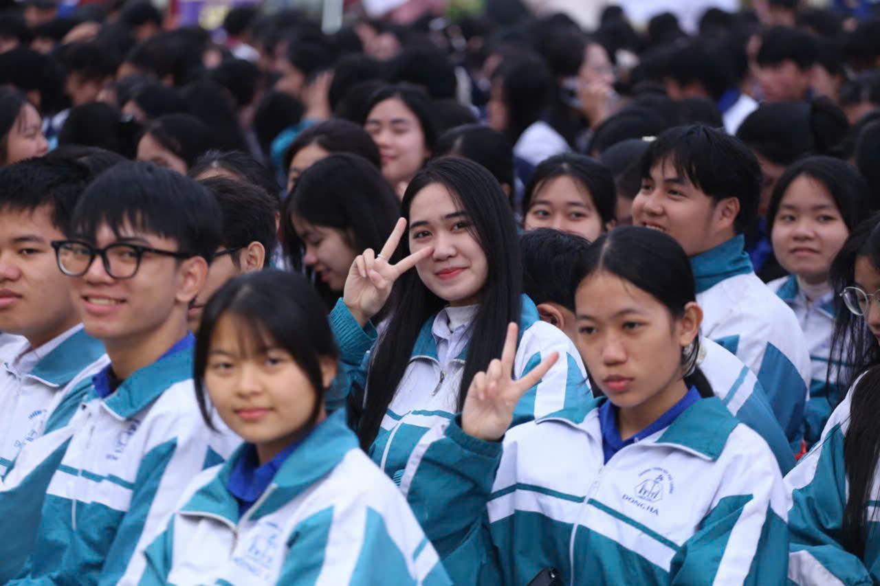 Bộ GD-ĐT lưu ý điểm mới của kỳ thi tốt nghiệp THPT 2026 - Ảnh 6.