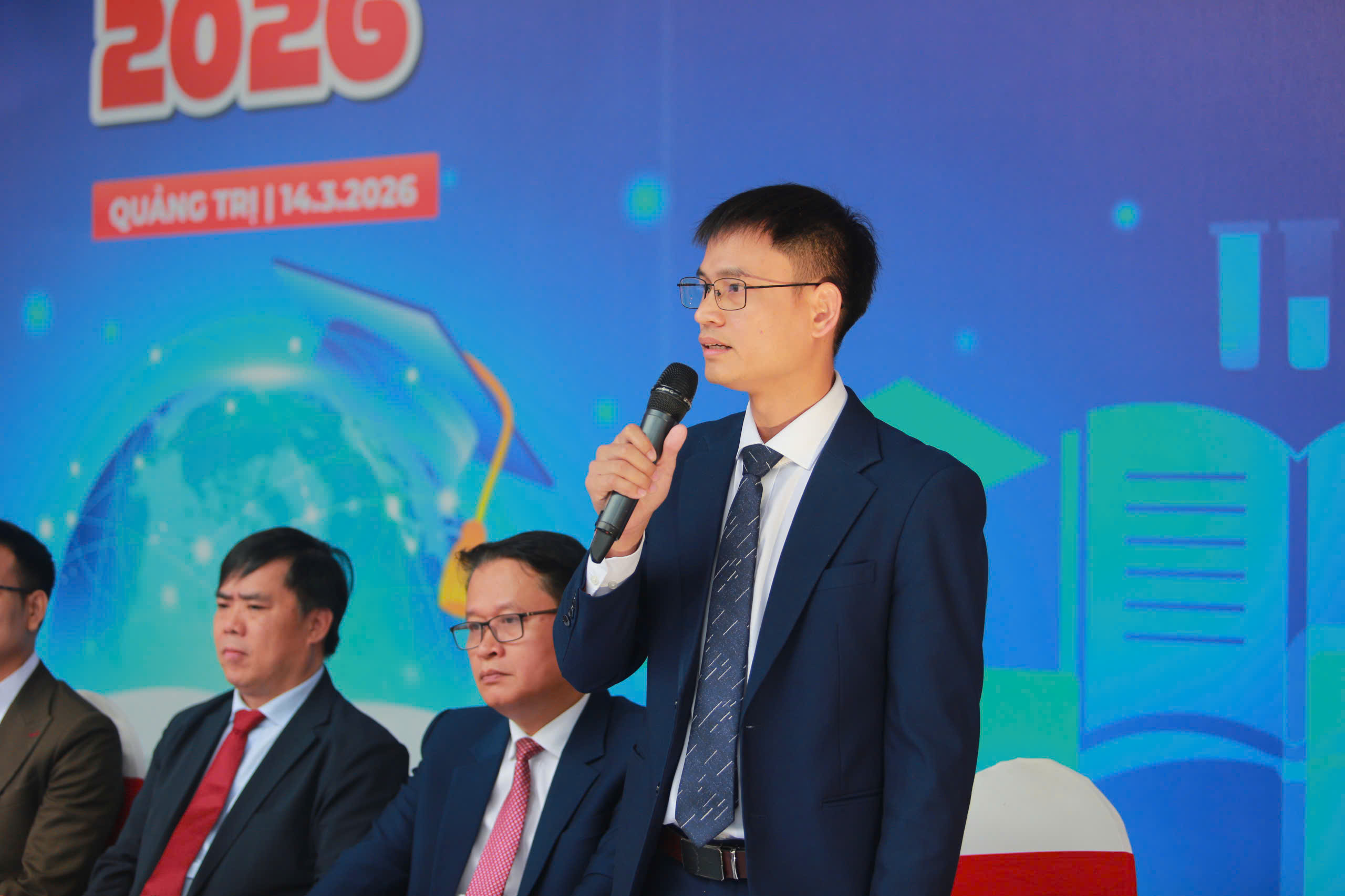 Bộ GD-ĐT lưu ý điểm mới của kỳ thi tốt nghiệp THPT 2026 - Ảnh 21.