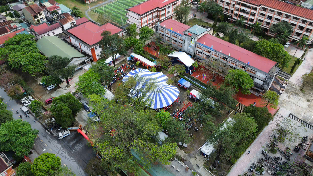  Học sinh Quảng Trị chủ động tìm cơ hội vào đại học- Ảnh 1.