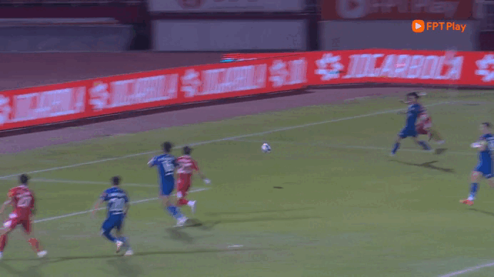 CLB C&ocirc;ng an TP.HCM đ&aacute;nh bại PVF-CAND: Khoa Ng&ocirc; tỏa s&aacute;ng, HLV Trần Tiến Đại ra mắt... buồn - Ảnh 4.