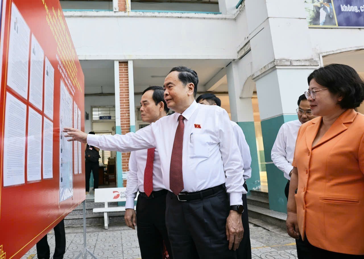 Lãnh đạo Đảng, Nhà nước bỏ phiếu bầu cử- Ảnh 15. Lãnh đạo Đảng, Nhà nước bỏ phiếu bầu cử- Ảnh 15.