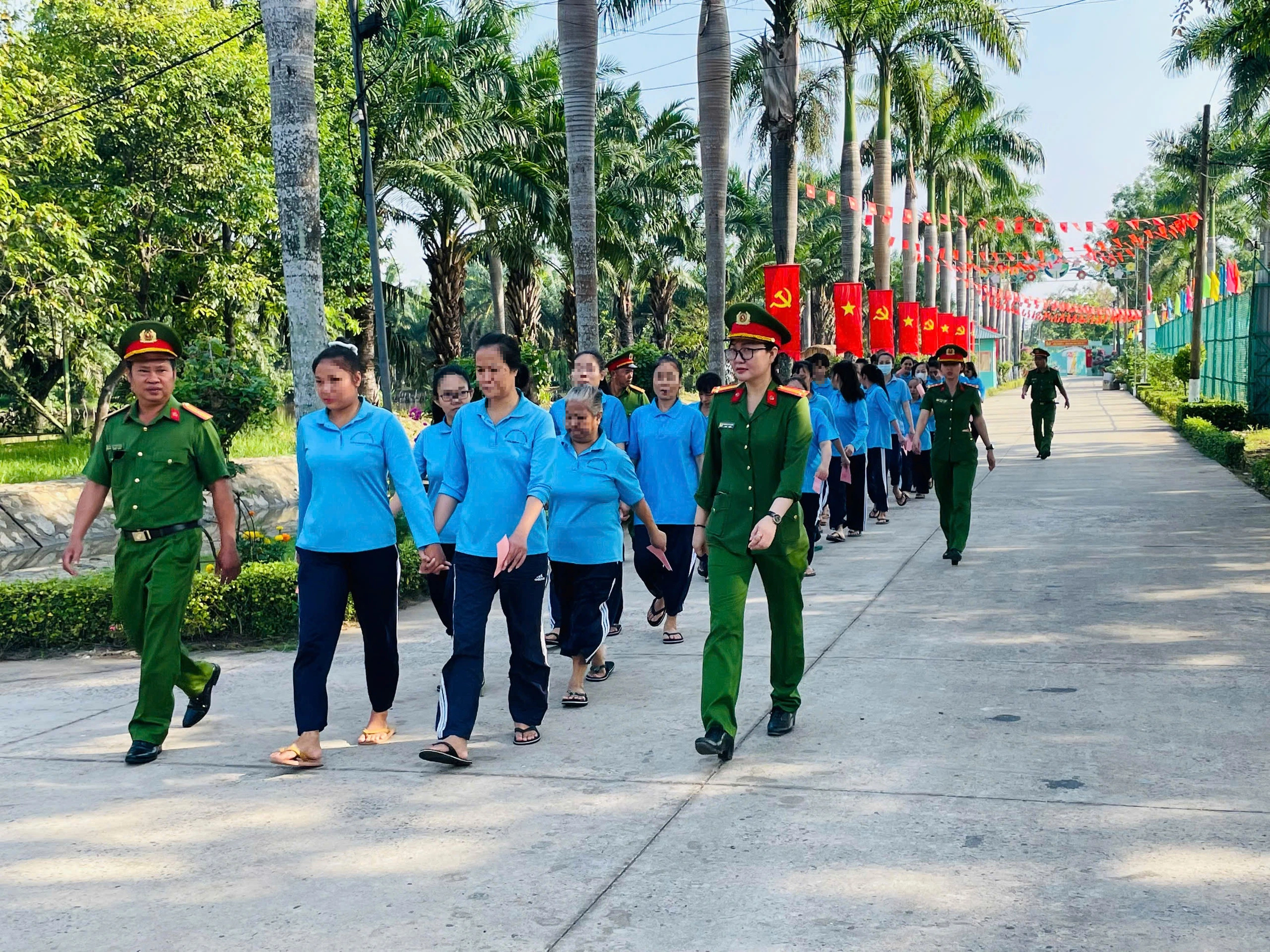 1.081 học viên Cơ sở cai nghiện ở TP.HCM đi bầu cử- Ảnh 2.