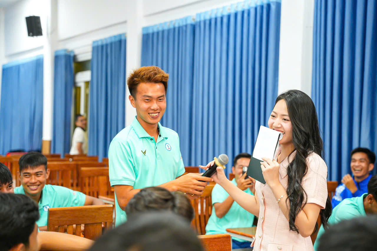 Khi bóng đá thắt chặt tình đoàn kết sinh viên- Ảnh 7.