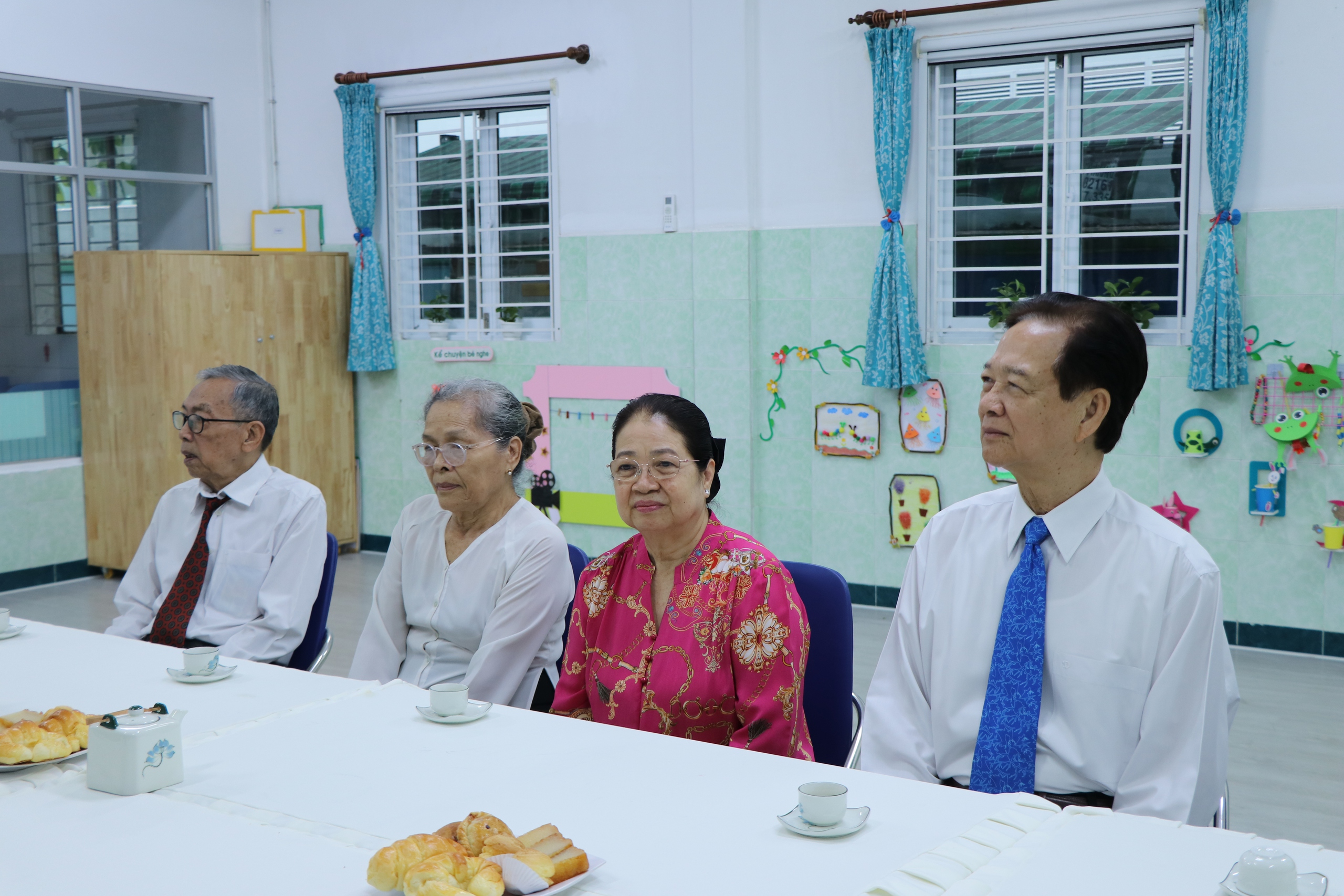 - Ảnh 1. - Ảnh 1.