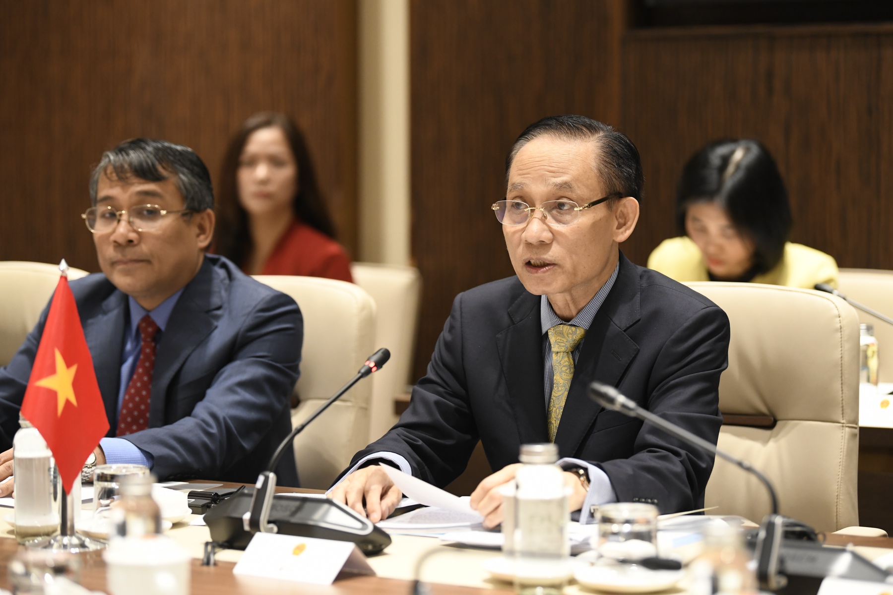 Ngoại trưởng Vương Nghị: Trung Quốc sẵn sàng cùng Việt Nam tăng cường tin cậy chiến lược - Ảnh 2.