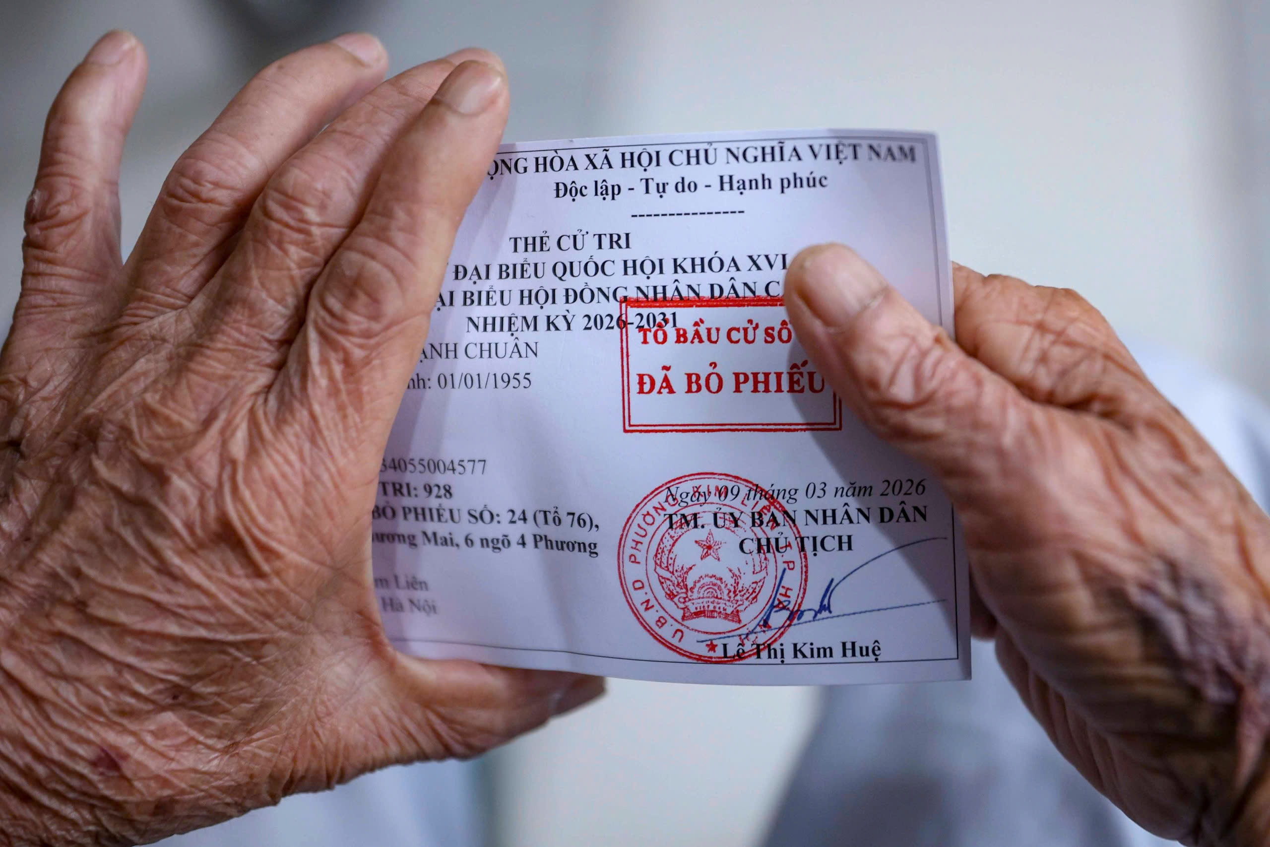 Những l&aacute; phiếu đặc biệt trong ng&agrave;y hội bầu cử to&agrave;n d&acirc;n- Ảnh 10.