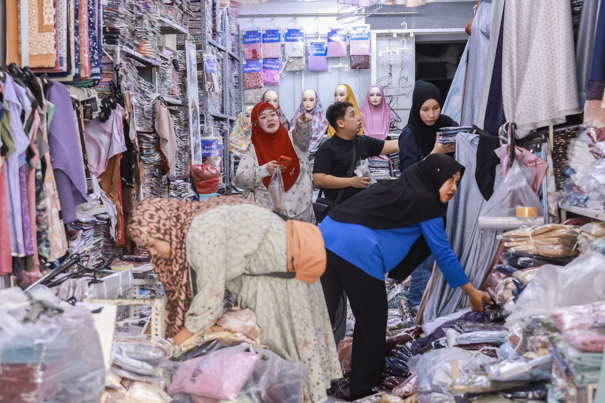 'ADN mở' TP.HCM: 'Phố Malaysia' độc bản trăm năm cạnh chợ Bến Thành- Ảnh 2. 'ADN mở' TP.HCM: 'Phố Malaysia' độc bản trăm năm cạnh chợ Bến Thành- Ảnh 2.