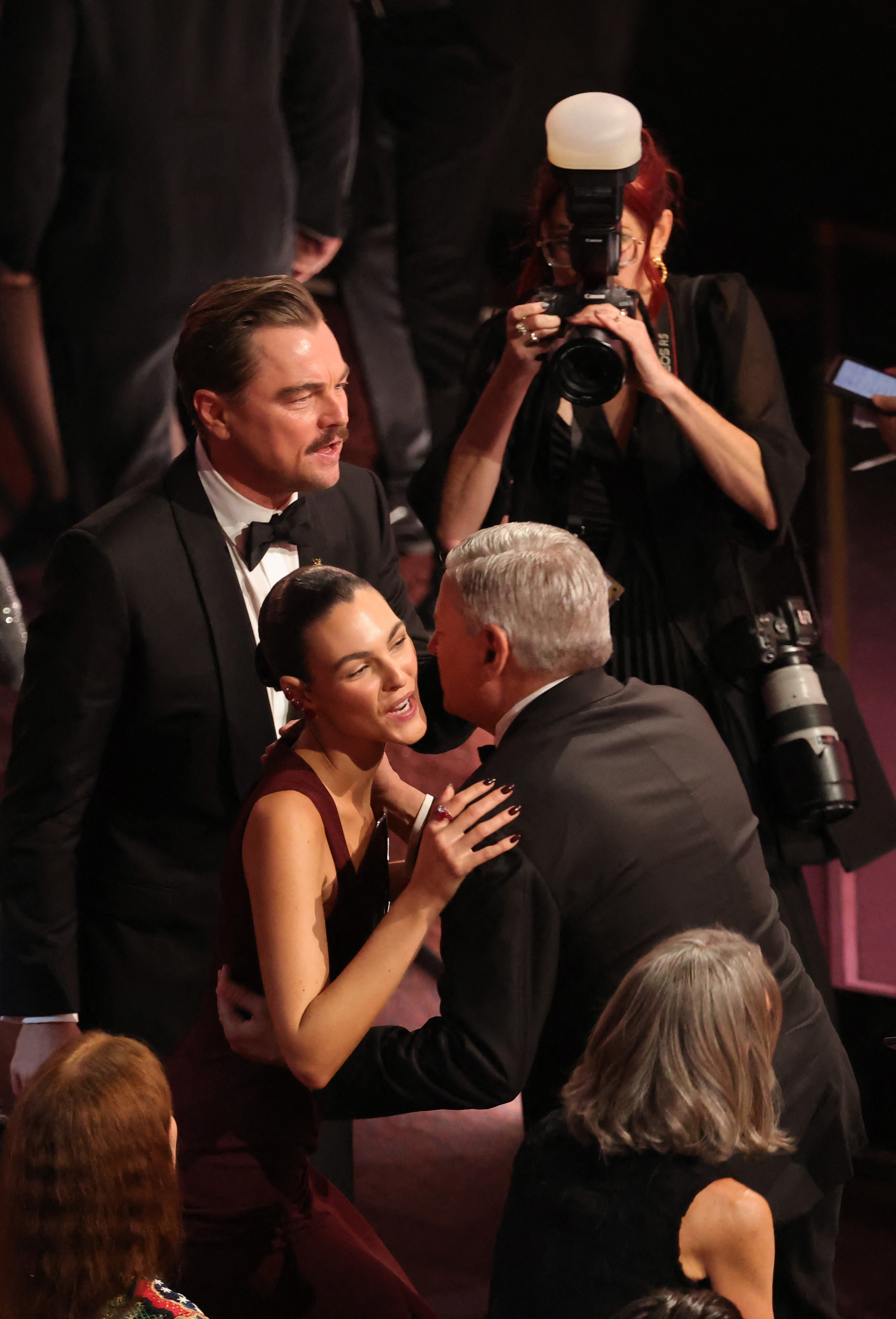 Leonardo DiCaprio và Vittoria Ceretti: Cặp Đôi Đáng Nhớ Tại Lễ Trao Giải Oscar 2026