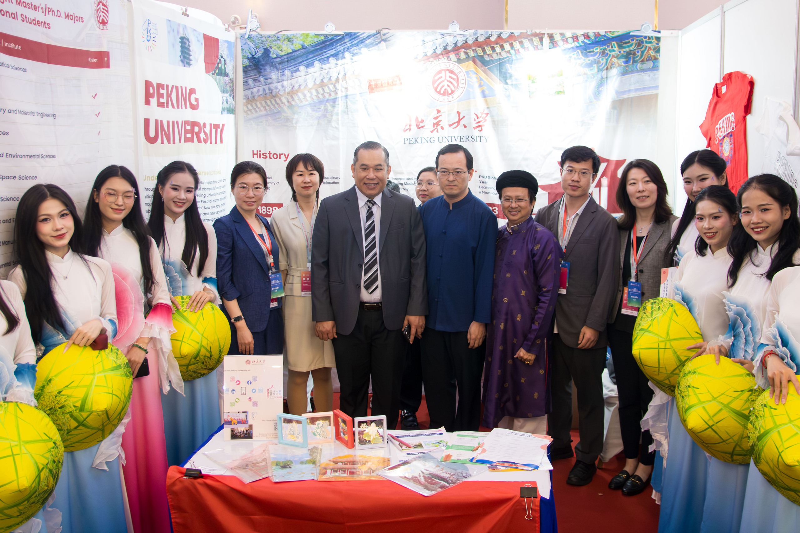 Giải mã 'cơn sốt' du học Trung Quốc của người Việt - Ảnh 3.