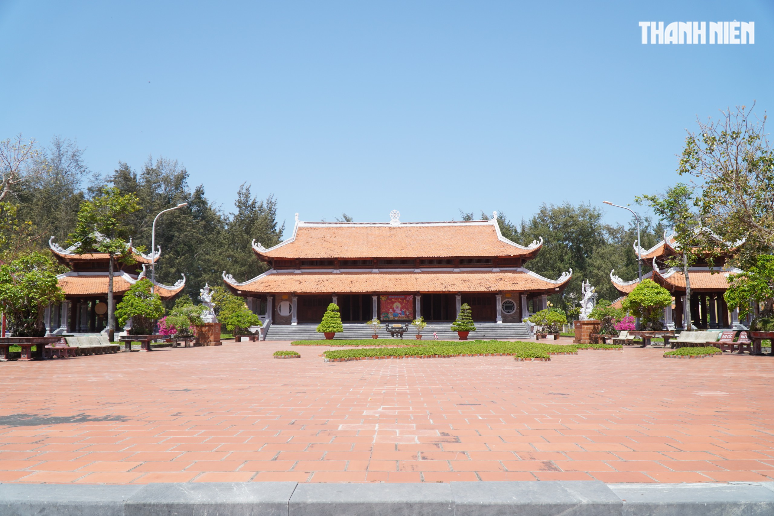 Thiền viện Tr&uacute;c L&acirc;m Tr&agrave; Vinh: Ng&ocirc;i ch&ugrave;a bằng gỗ v&agrave; đ&aacute; ở cực Đ&ocirc;ng tổ quốc- Ảnh 4.