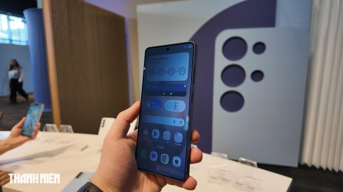 Samsung đã tìm ra nguyên nhân màn hình Galaxy S26 Ultra bị ám đỏ - Ảnh 1.