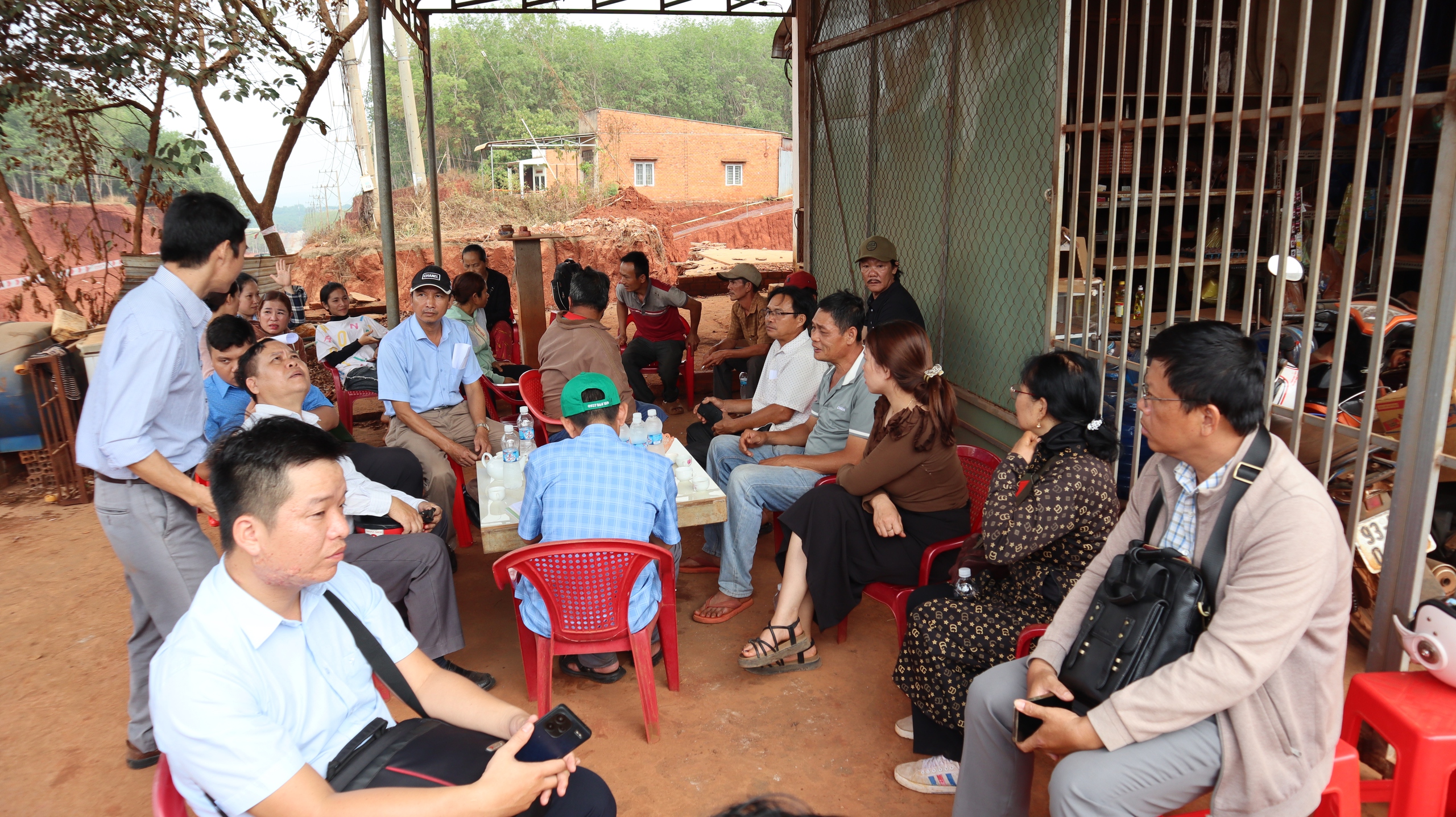 Ngày mai, chủ đầu tư sẽ xin lỗi người dân- Ảnh 3. Ngày mai, chủ đầu tư sẽ xin lỗi người dân- Ảnh 3.