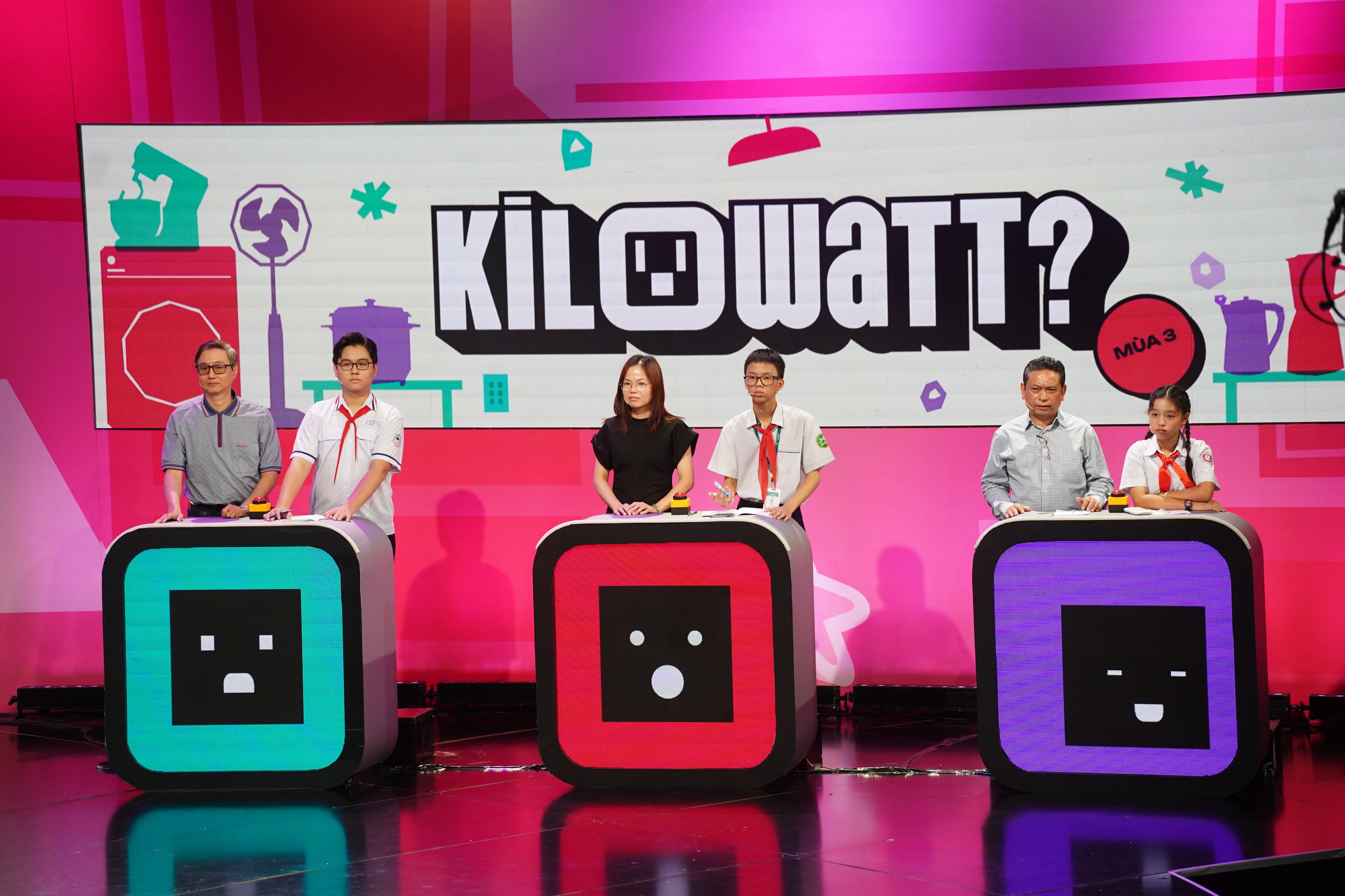 Gameshow Kilowatt Mùa 3: Gia Đình Tham Gia 'Đội Hình Tiết Kiệm Điện'