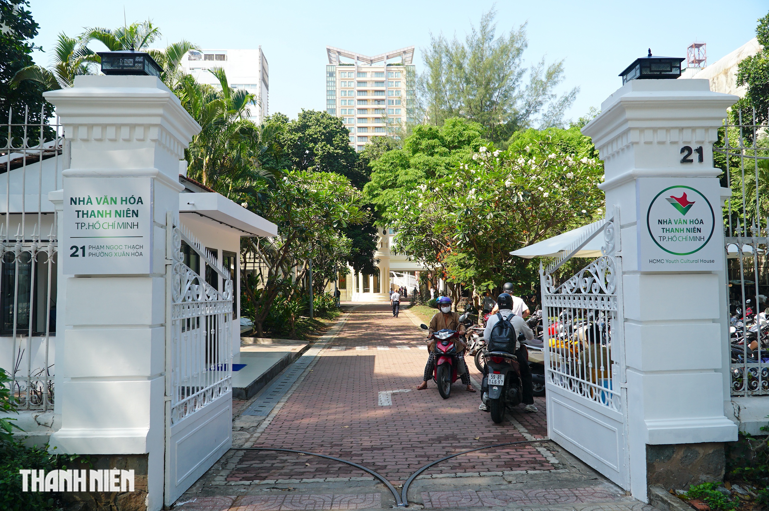 Kh&ocirc;ng gian &lsquo;l&acirc;u đ&agrave;i cực chill&rsquo; l&agrave;m trụ sở tạm của Nh&agrave; văn h&oacute;a Thanh Ni&ecirc;n - Ảnh 2.