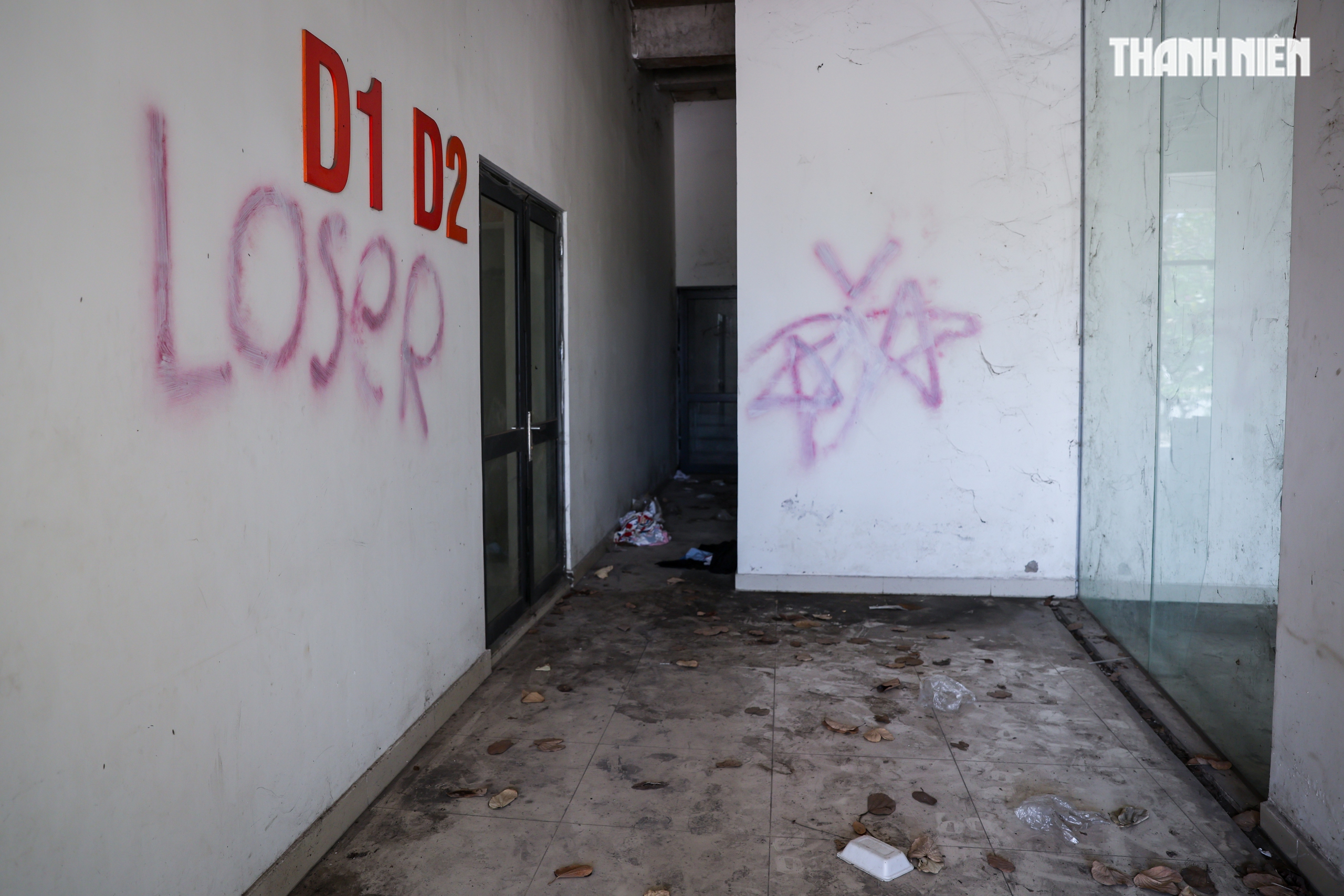 Cận cảnh khu căn hộ ngh&igrave;n tỉ xuống cấp ở Thủ Thi&ecirc;m trước thềm đấu gi&aacute; - Ảnh 5.