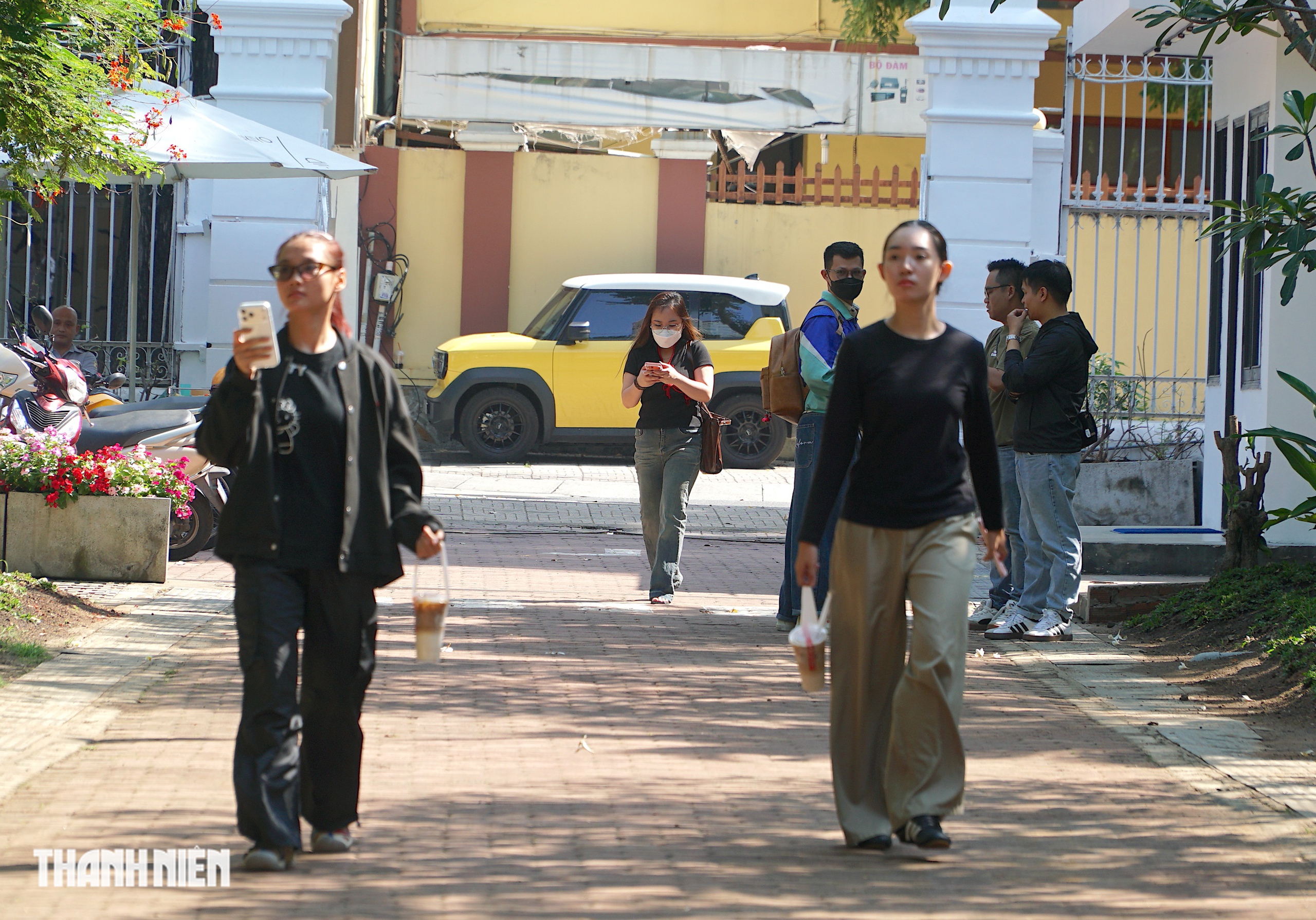 Kh&ocirc;ng gian &lsquo;l&acirc;u đ&agrave;i cực chill&rsquo; l&agrave;m trụ sở tạm của Nh&agrave; văn h&oacute;a Thanh Ni&ecirc;n - Ảnh 10.