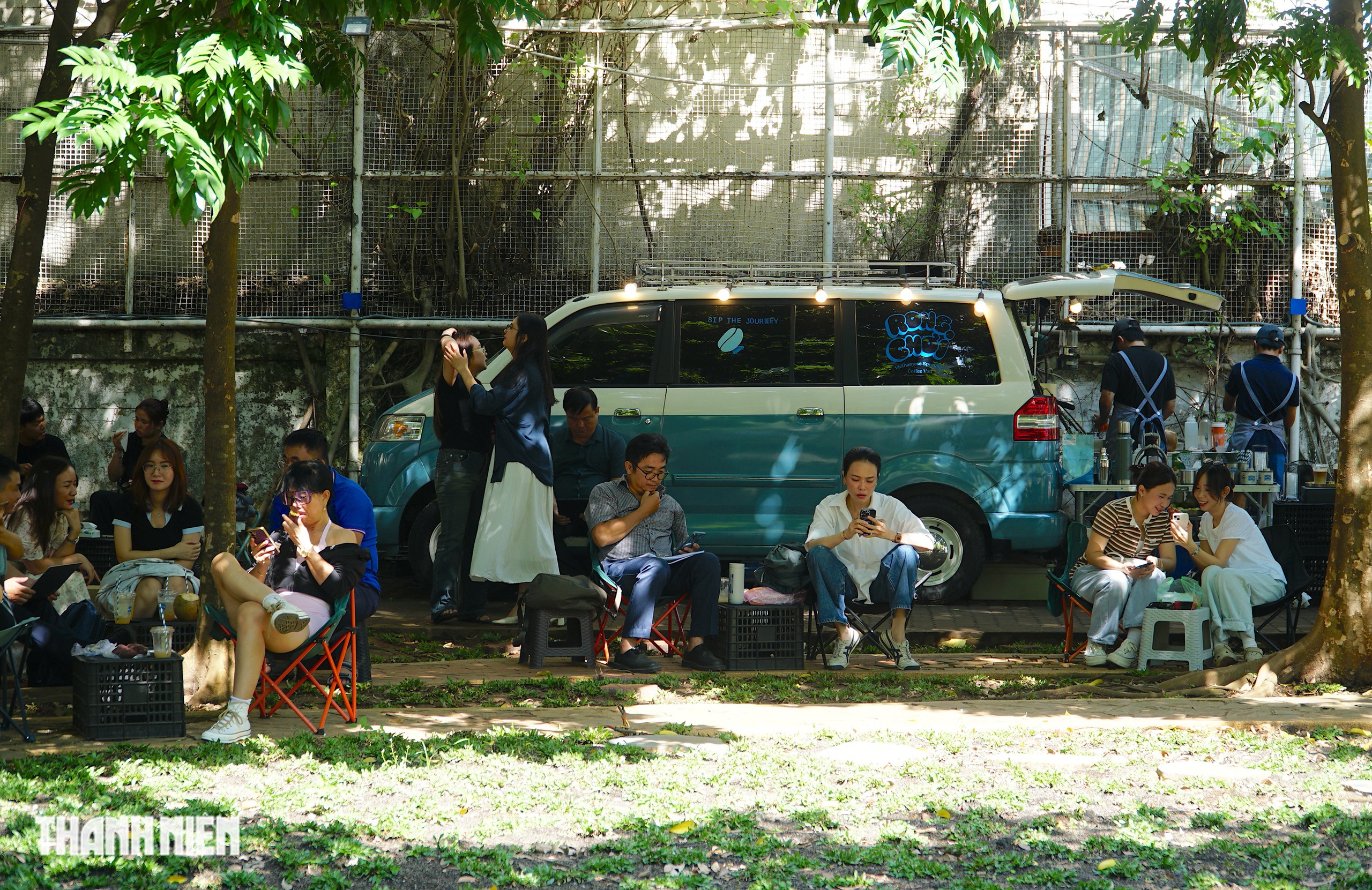 Kh&ocirc;ng gian &lsquo;l&acirc;u đ&agrave;i cực chill&rsquo; l&agrave;m trụ sở tạm của Nh&agrave; văn h&oacute;a Thanh Ni&ecirc;n - Ảnh 12.