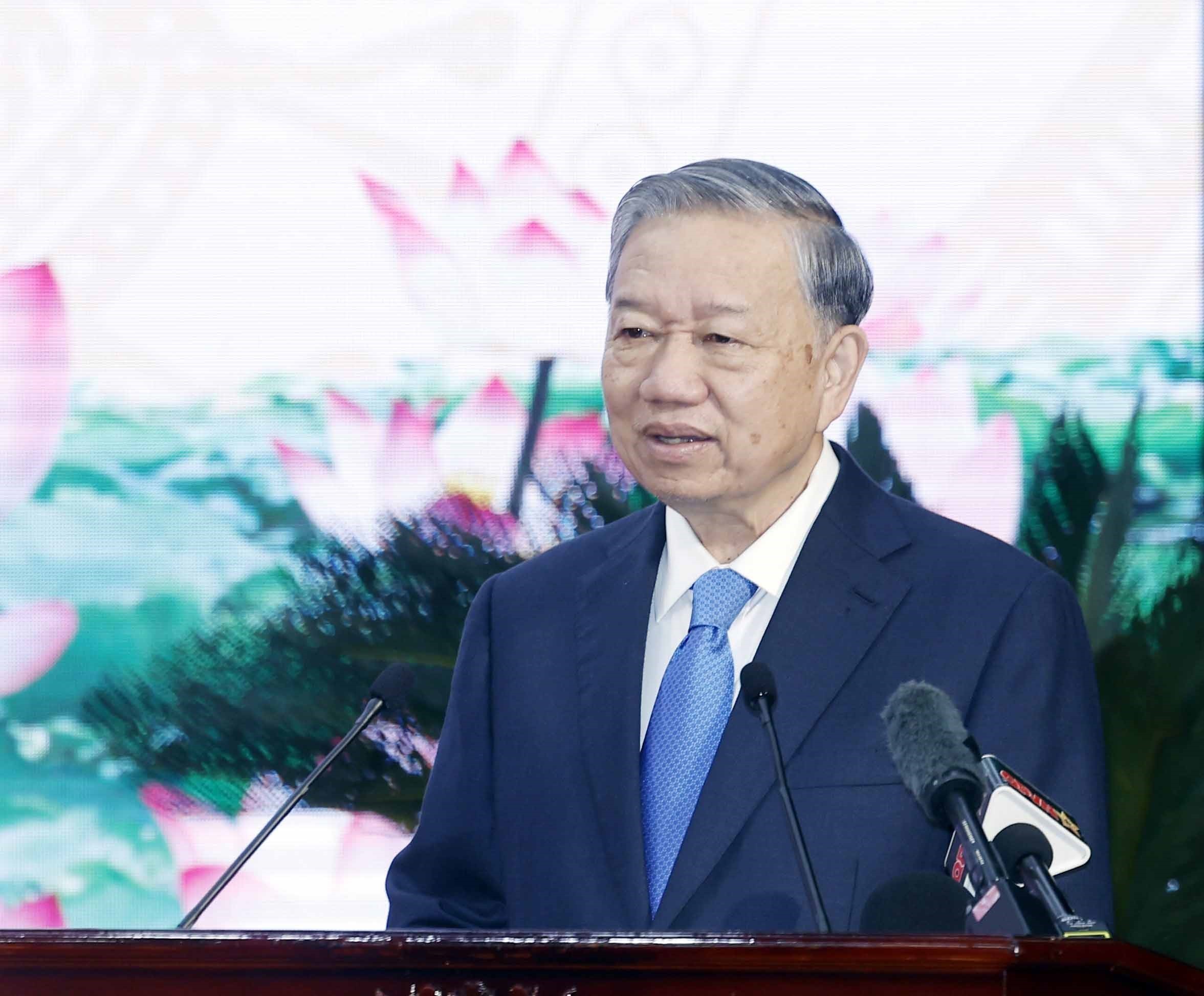 Tổng B&iacute; thư T&ocirc; L&acirc;m đề xuất Học viện Kỹ thuật qu&acirc;n sự th&agrave;nh trường đại học nghi&ecirc;n cứu - Ảnh 1.