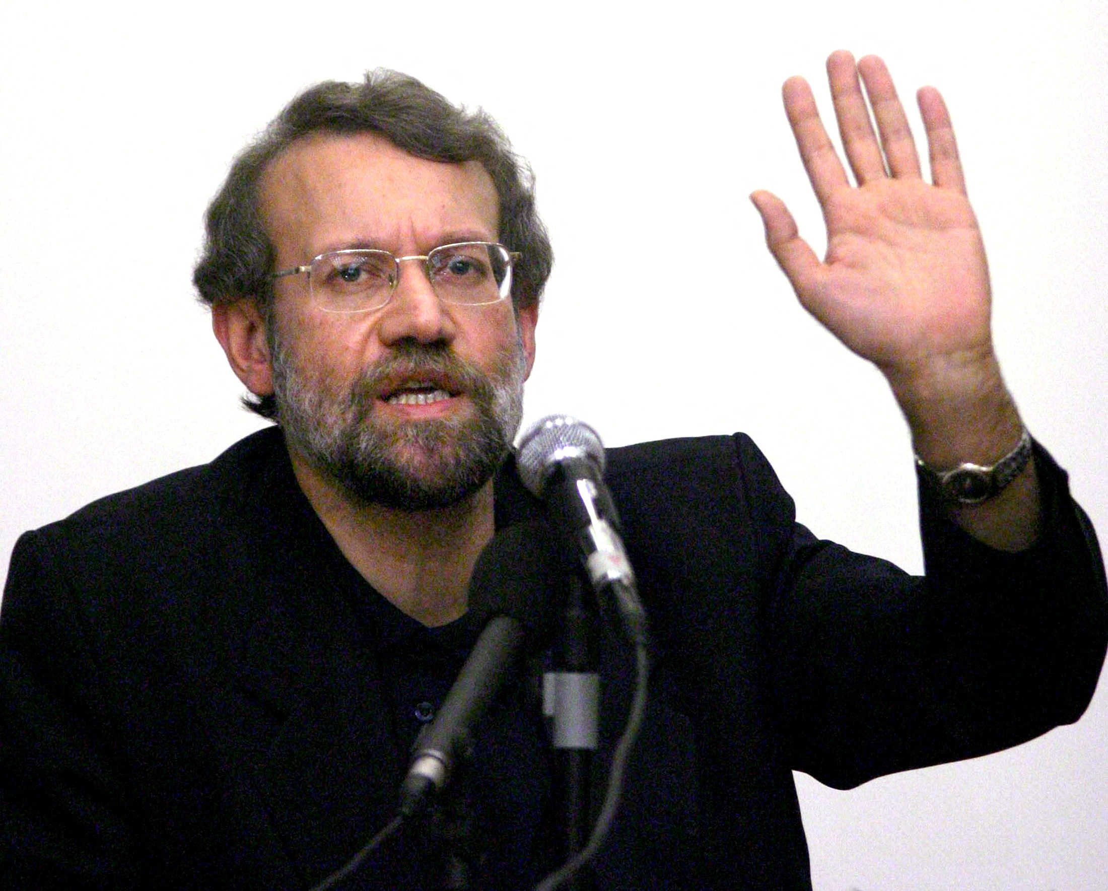 Israel &aacute;m s&aacute;t quan chức h&agrave;ng đầu Iran, Tehran b&aacute;c đề nghị xuống thang căng thẳng - Ảnh 1.