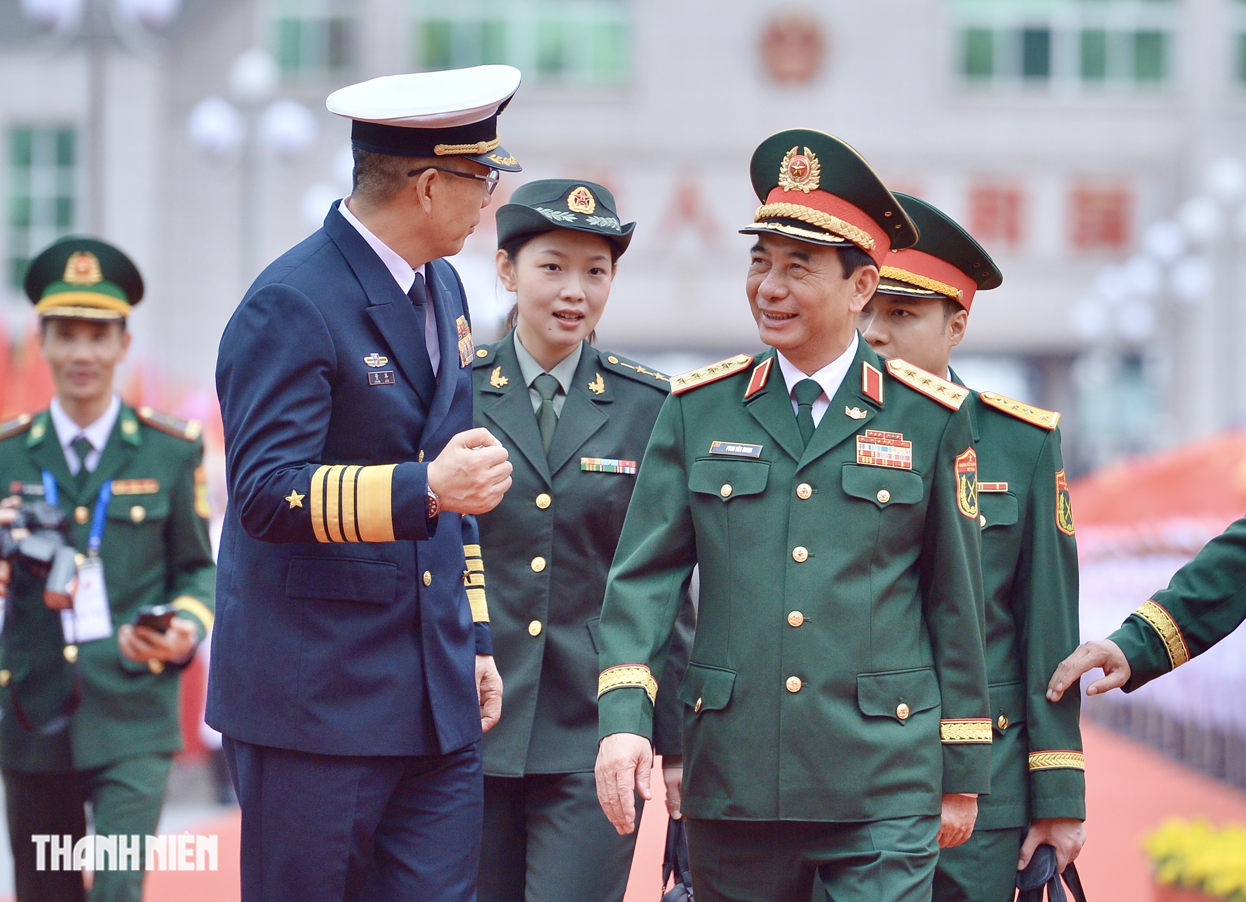 Bộ trưởng Quốc ph&ograve;ng Việt Nam - Trung Quốc xem bi&ecirc;n ph&ograve;ng diễn tập bắt tội phạm ma t&uacute;y - Ảnh 1.