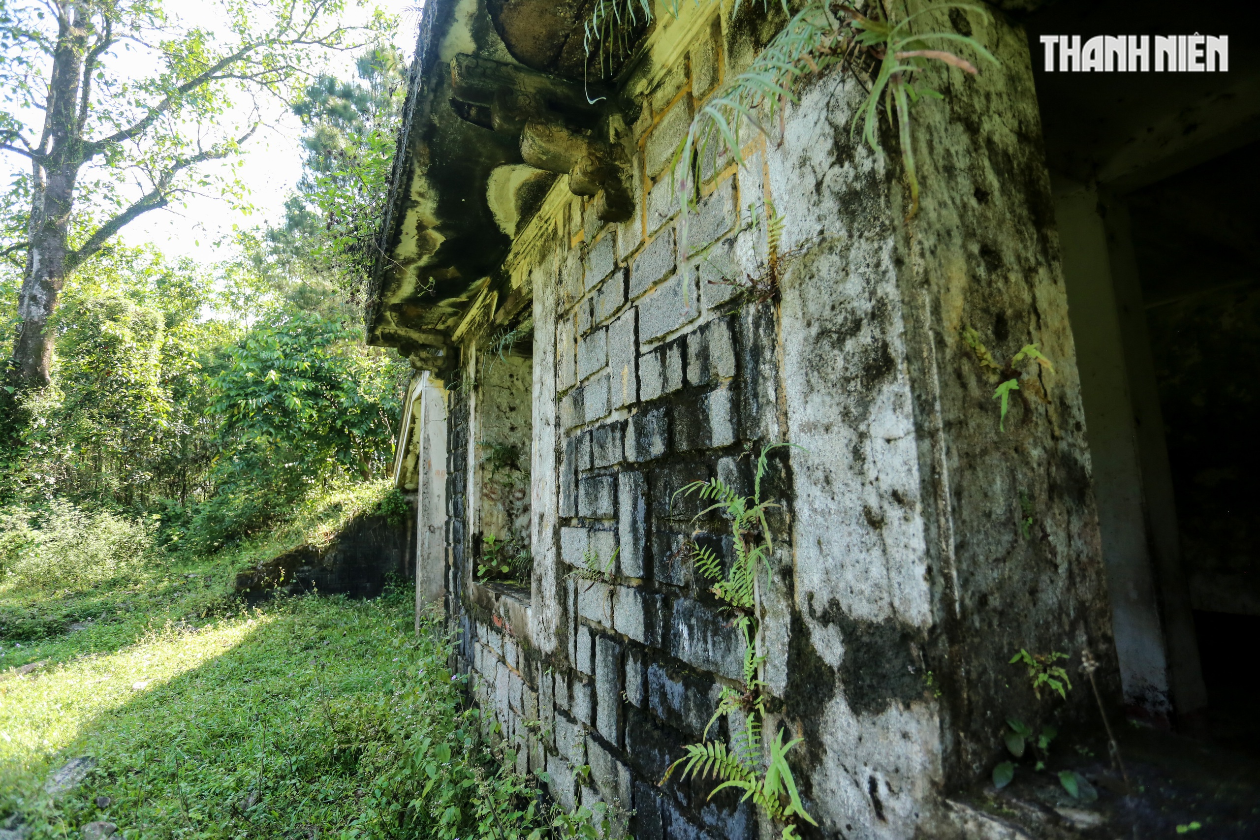 Biệt thự chứng t&iacute;ch của 'l&atilde;nh ch&uacute;a miền Trung' Ng&ocirc; Đ&igrave;nh Cẩn ở Huế đang thế n&agrave;o?- Ảnh 4.