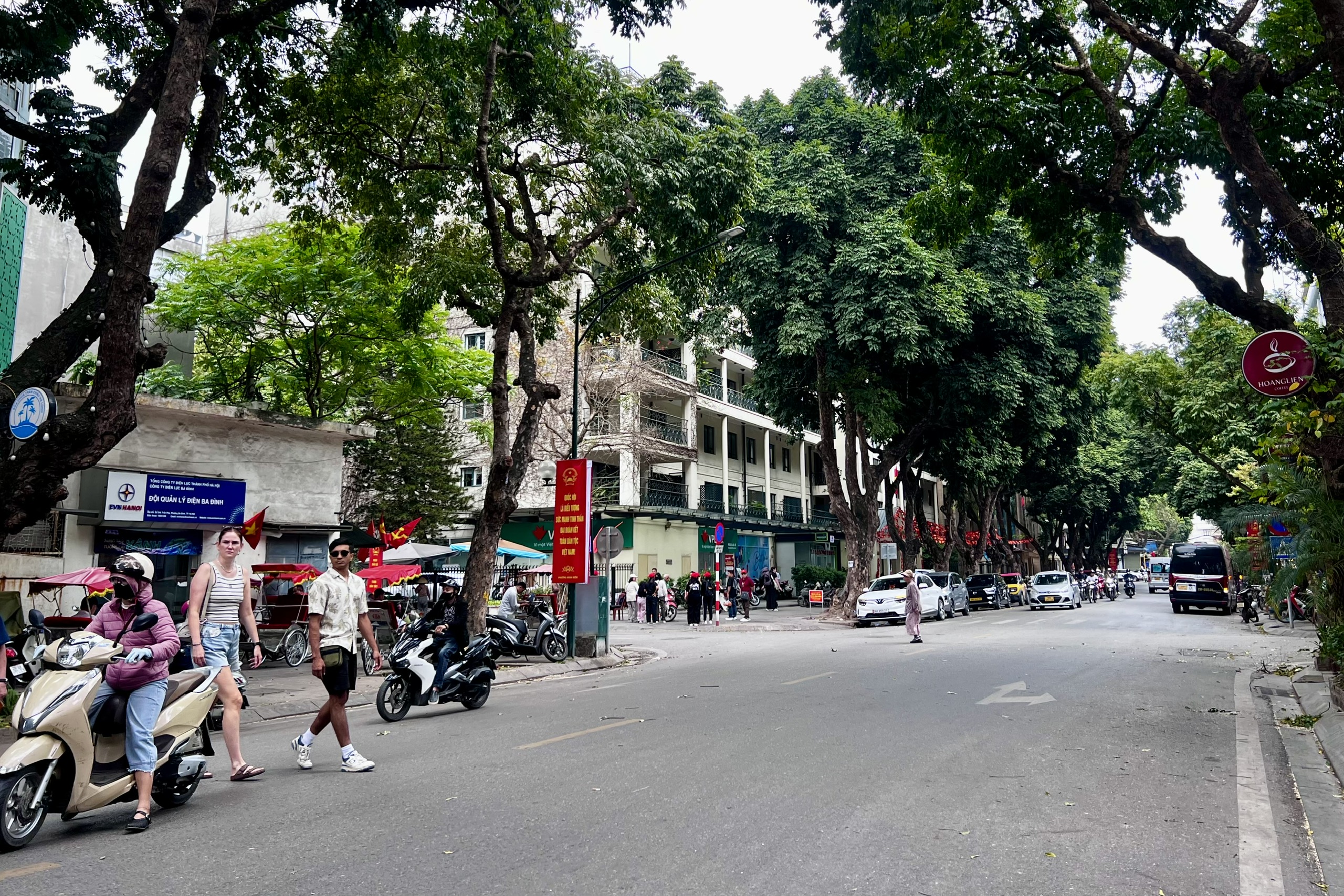 Đề xuất bảo tồn vòng ranh giới thành Thăng Long, dời khu dân cư ra ngoài - Ảnh 2.