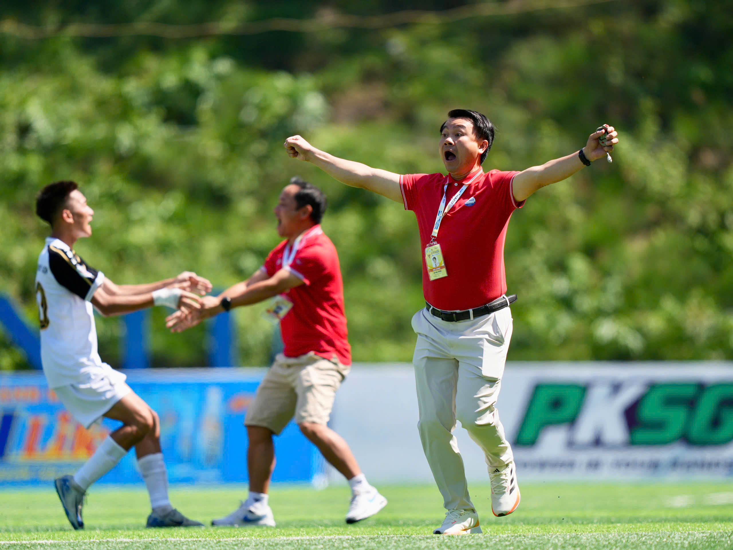 Chiến thuật 'kèm người kiểu Ý' đưa Trường ĐH Thủy lợi vào chung kết- Ảnh 3.