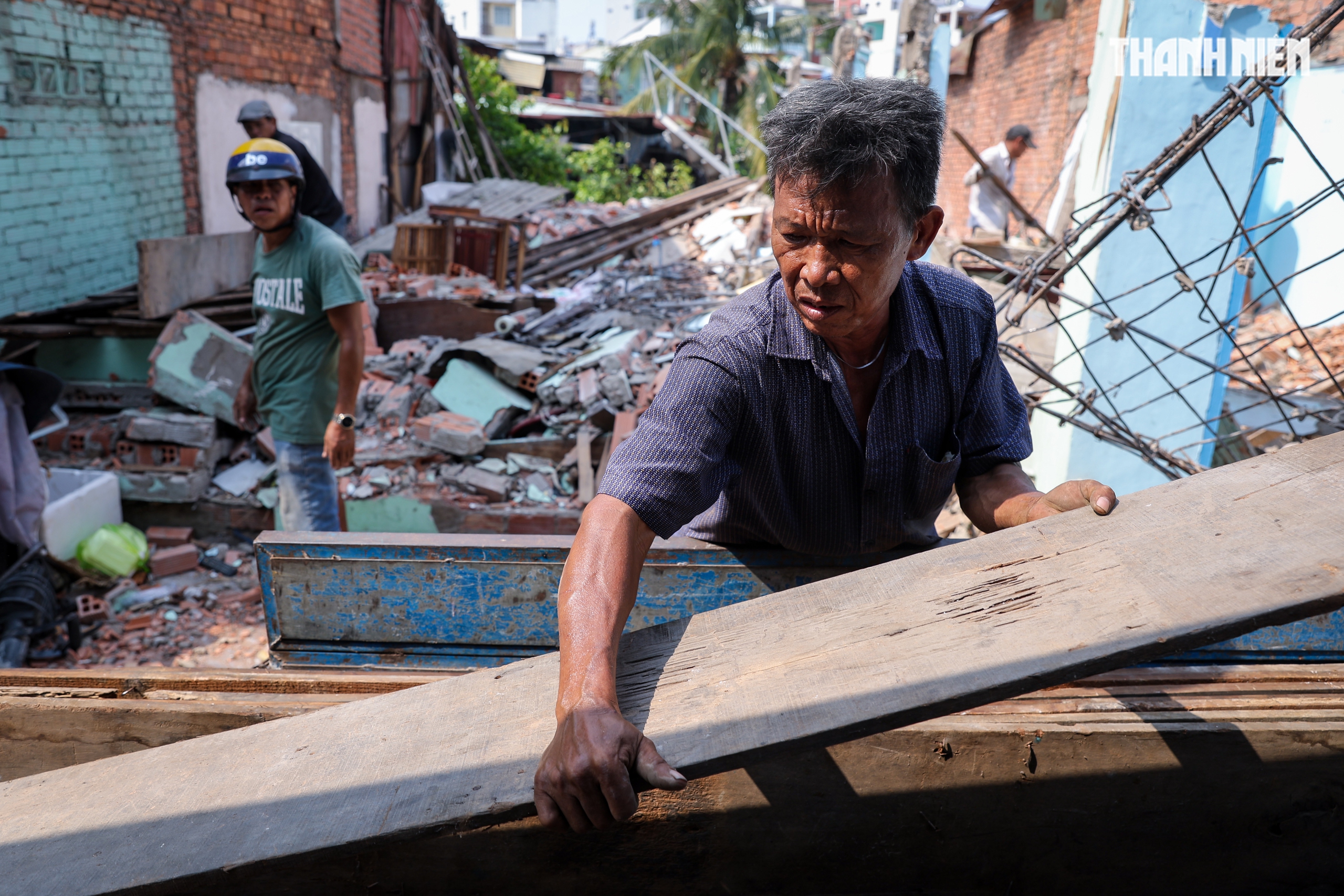 Giải tỏa rạch Xuy&ecirc;n T&acirc;m 17.200 tỉ đồng: Người đi, người ở giữa cảnh ngổn ngang- Ảnh 5.