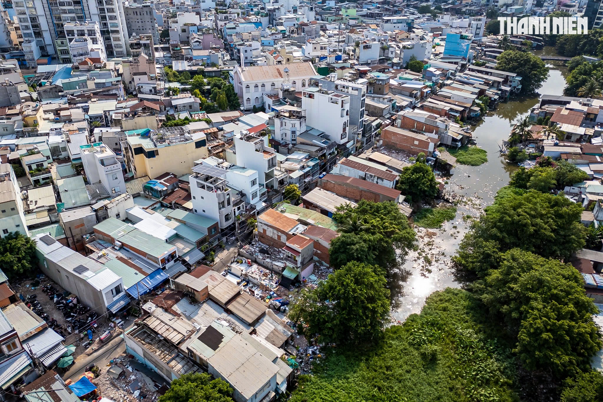 Giải tỏa rạch Xuy&ecirc;n T&acirc;m 17.200 tỉ đồng: Người đi, người ở giữa cảnh ngổn ngang- Ảnh 2.