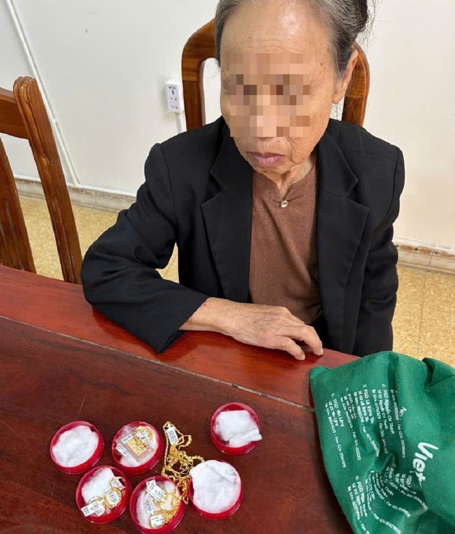 Tái diễn nạn giả mạo công an để lừa đảo chuyển tiền- Ảnh 1. Tái diễn nạn giả mạo công an để lừa đảo chuyển tiền- Ảnh 1.