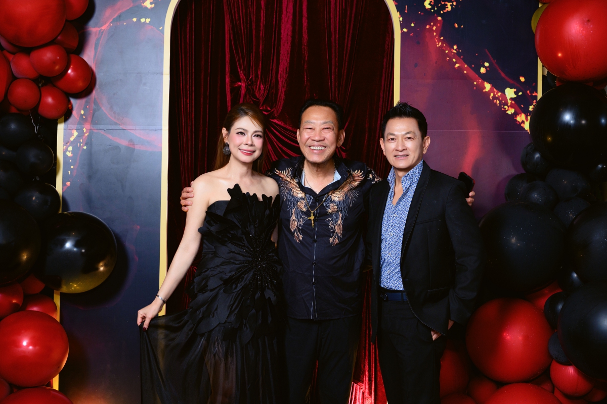  Thanh Thảo được chồng Việt kiều bay về Việt Nam làm điều đặc biệt - Ảnh 6.