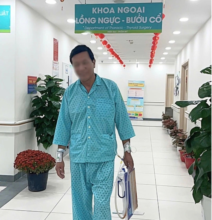  Lần đầu dùng robot mổ điều trị phổi biệt lập thành công - Ảnh 2.